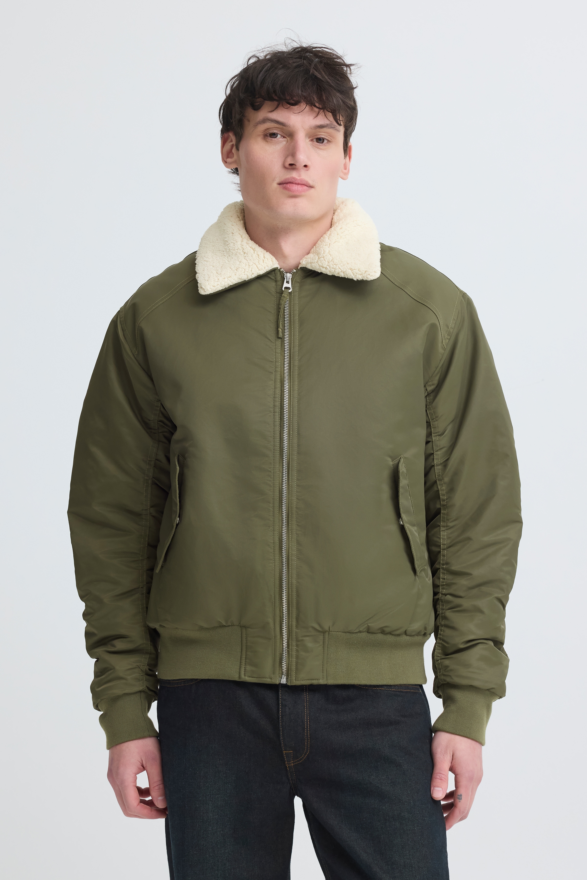Blend Bomberjacke "BHGATLIN BOMBER JKT" Kunstfaser, loose fit