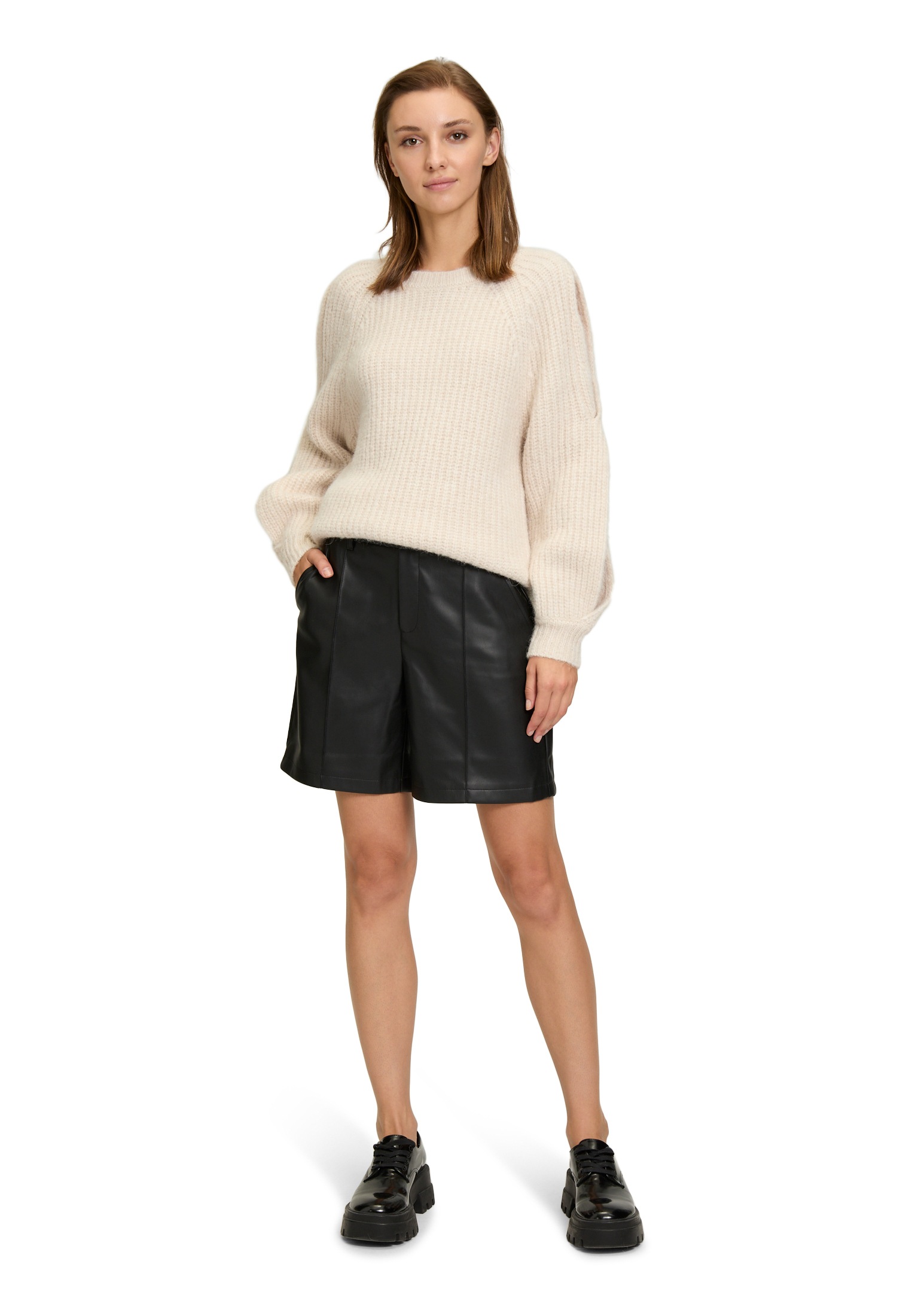 Cartoon Shorts »Cartoon Damen Shorts mit Biesen«, Material