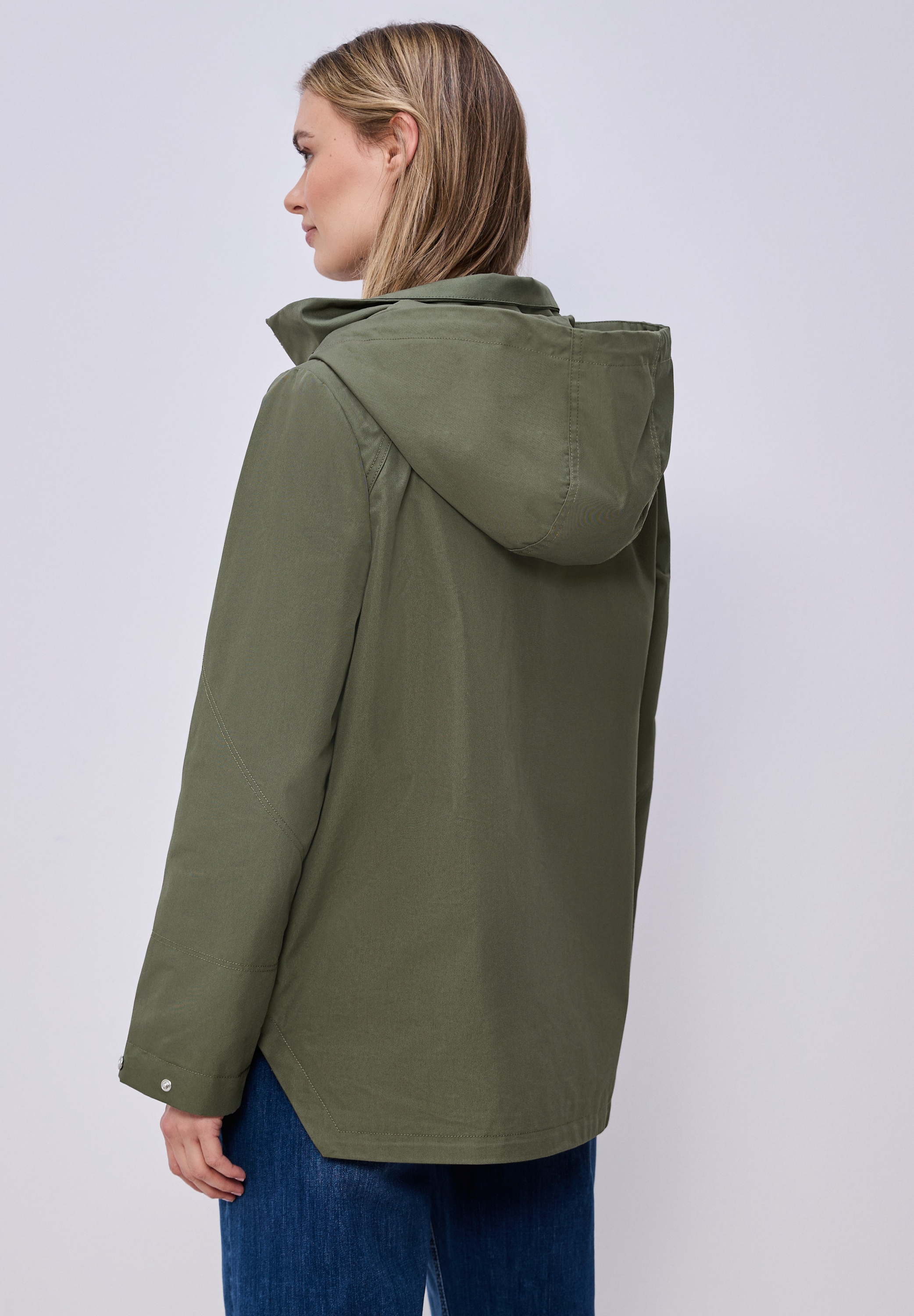 STREET ONE Parka mit Kapuze mit seitlichen Zipper‑Taschen und Nieten‑Details an den Ärmeln