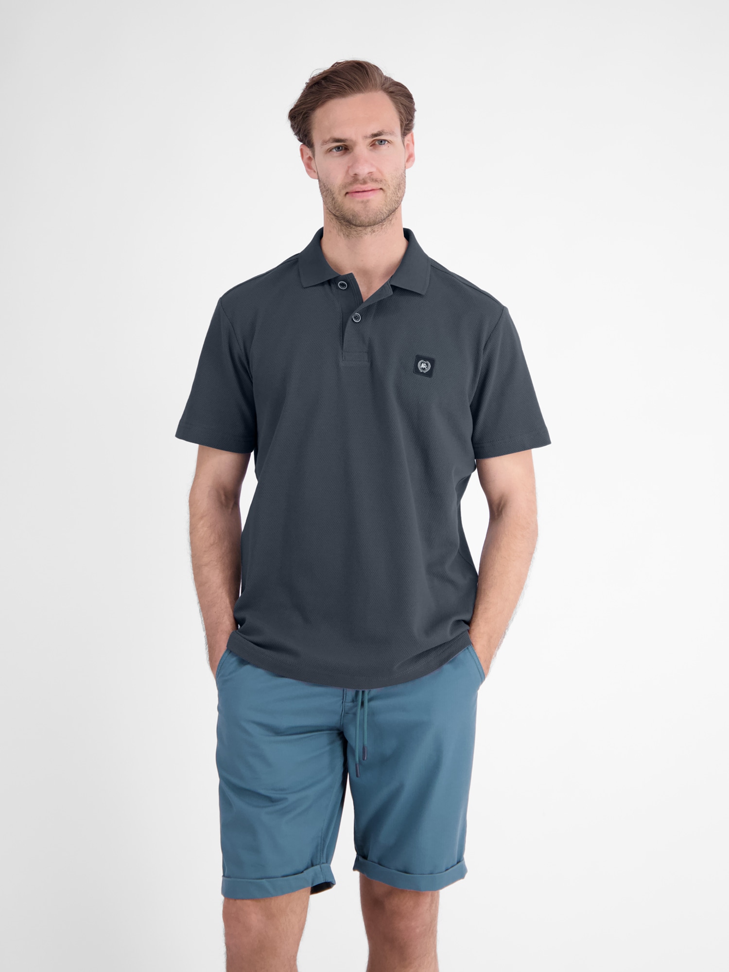 LERROS 1100000002199 "Maskulines Poloshirt aus Baumwolle mit griffiger Struktur"