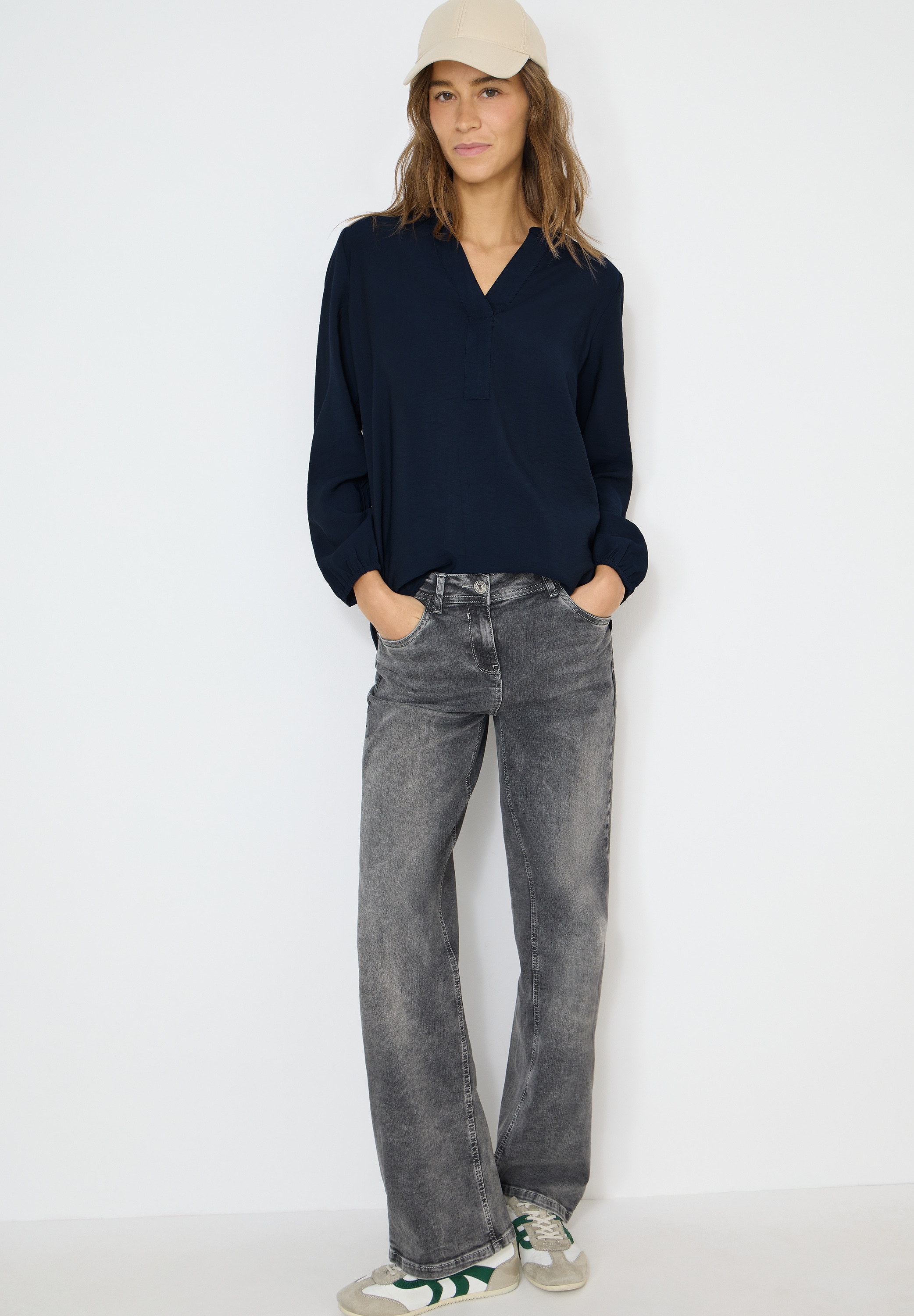 Cecil Langarmbluse Splitneck und aus Viskose