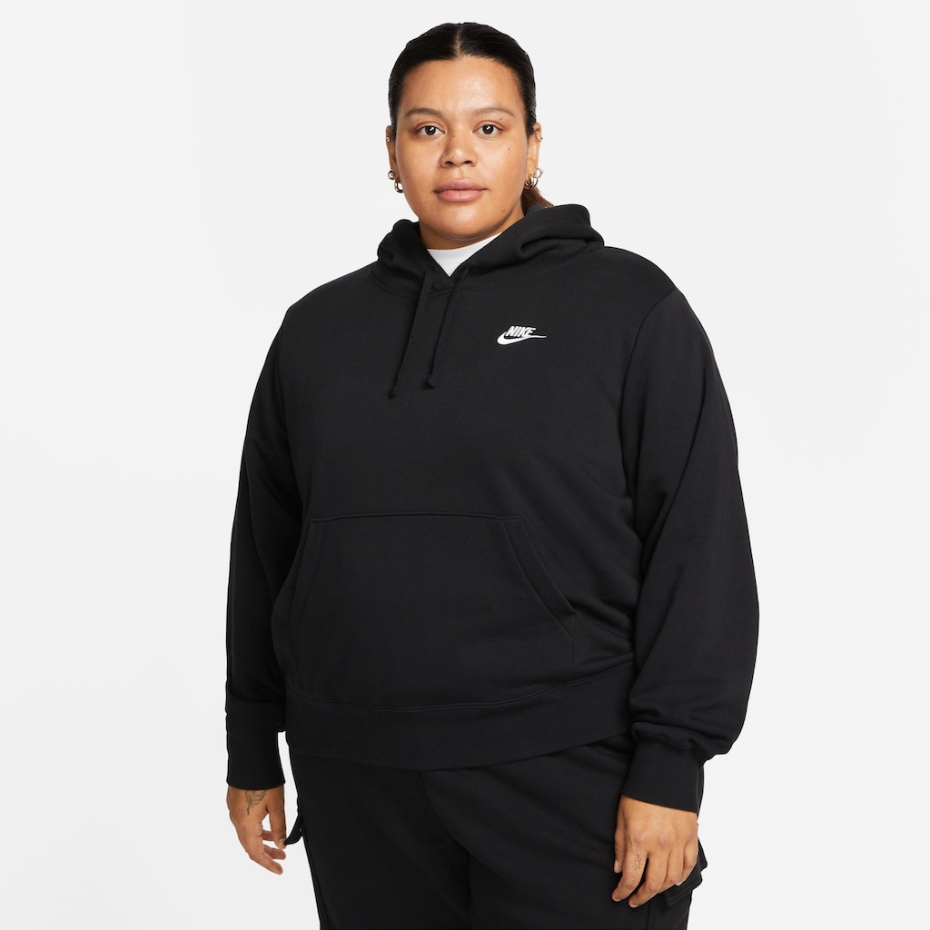 Nike Sportswear Kapuzensweatshirt »CLUB FLEECE WOMEN'S PULLOVER HOODIE (PLUS SIZE)«