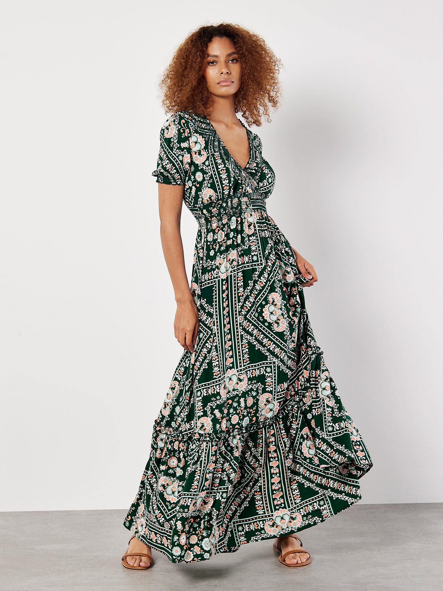 Apricot Druckkleid "Gemustertes Maxikleid" mit Smokband und Volant