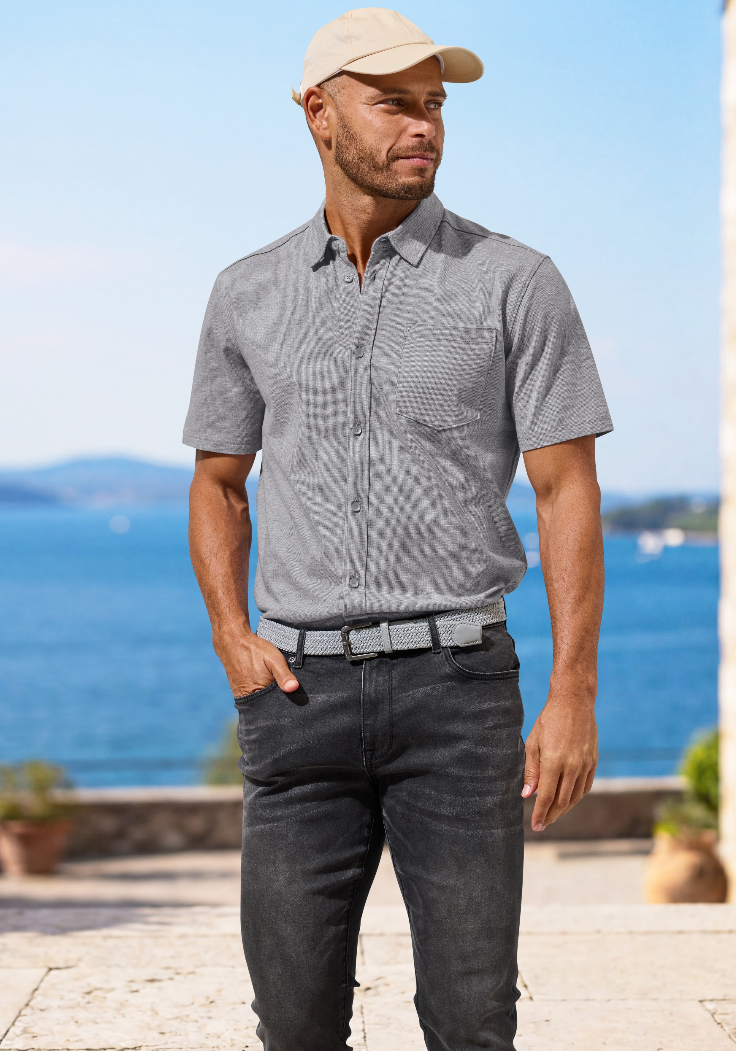 H.I.S "- leicht strukturiertes Piqué Hemd aus angenehmer Shirt-Qualität" klassischer Kragen, tonige Knöpfe, weiche Baumwoll-Pikee-Qualität