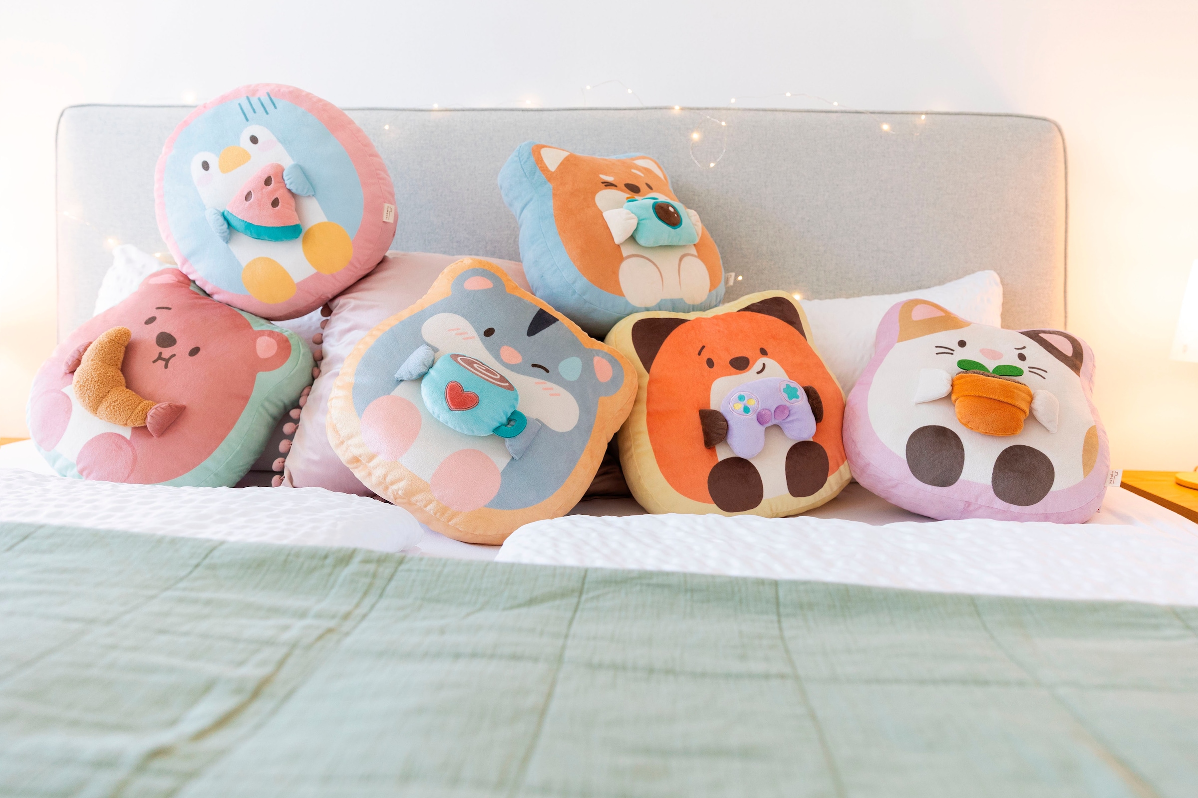 Nici Kuscheltier »mymochi, Fuchs Geeks mit Spielkonsole 35x33x12 cm«, enthält recyceltes Material (Global Recycled Standard)
