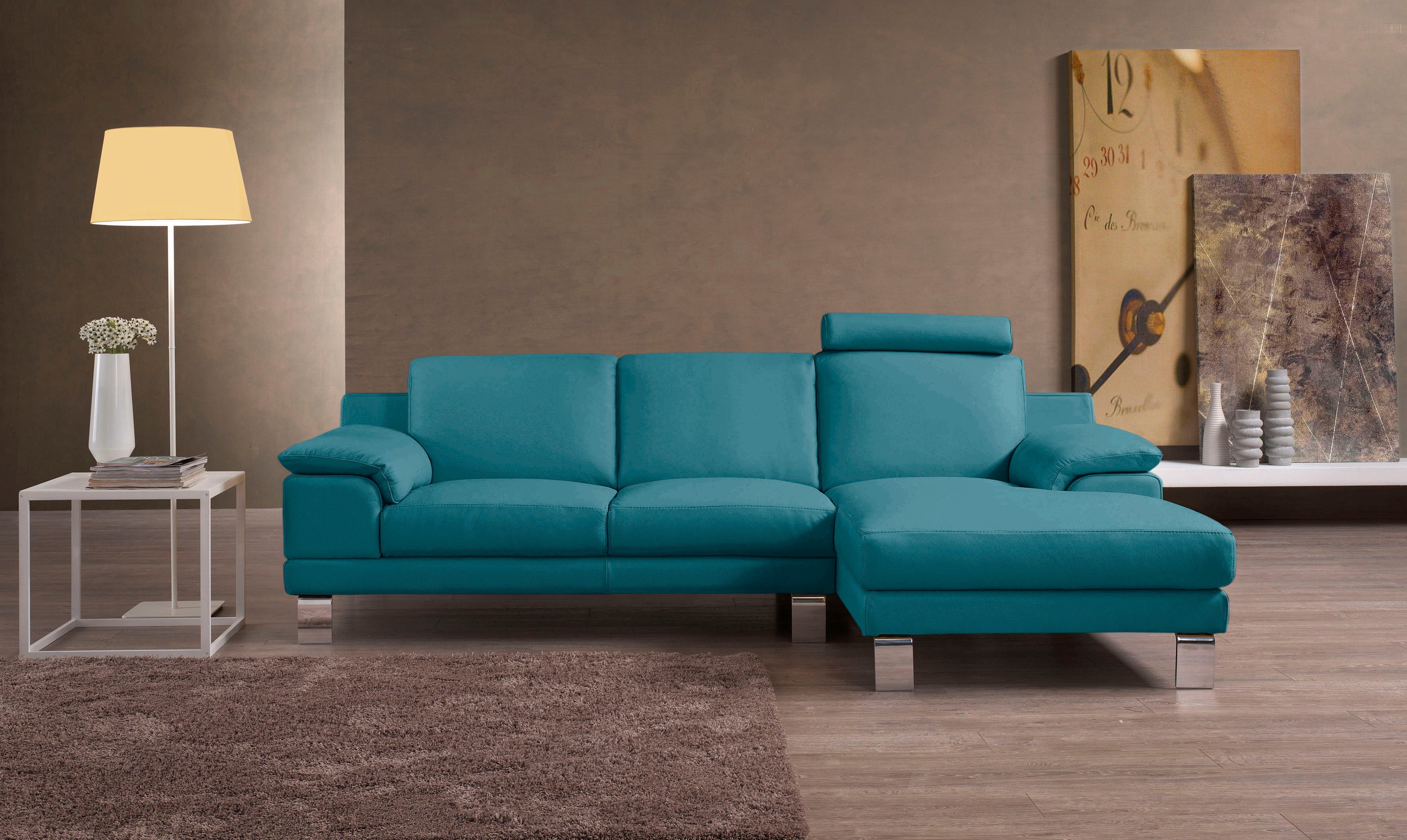 Egoitaliano Ecksofa "Shakira, Design & Sitzkomfort auf hohem Niveau, Breite 236cm, L-Form" mit Recamiere, L-Form, edle Füße
