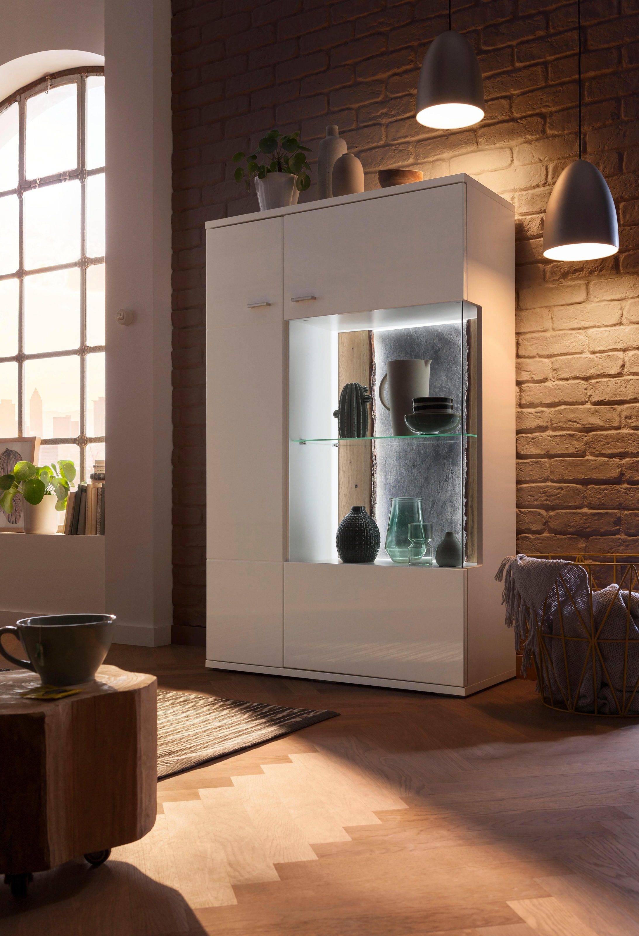 set one by Musterring Stauraumvitrine »TACOMA« Typ 03/04, Höhe 143, 4 cm, mit getönter Glastür