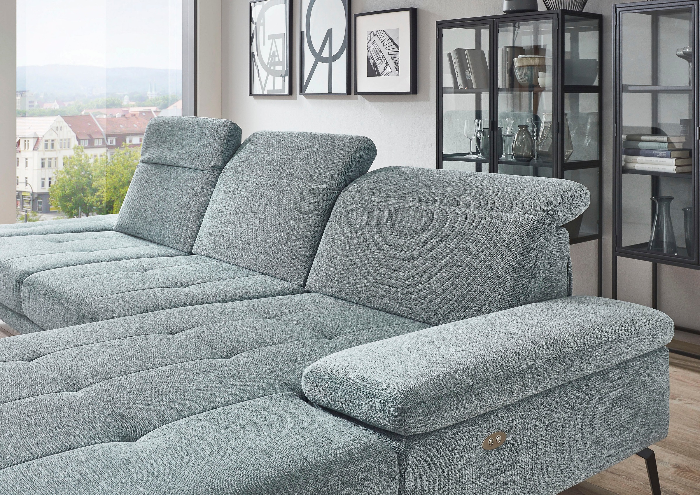 Die PlanBar Ecksofa »MP-IN20126 L-Form«, mit Kopfteilverstellung, optional Sitztiefen- & Armteilverstellung