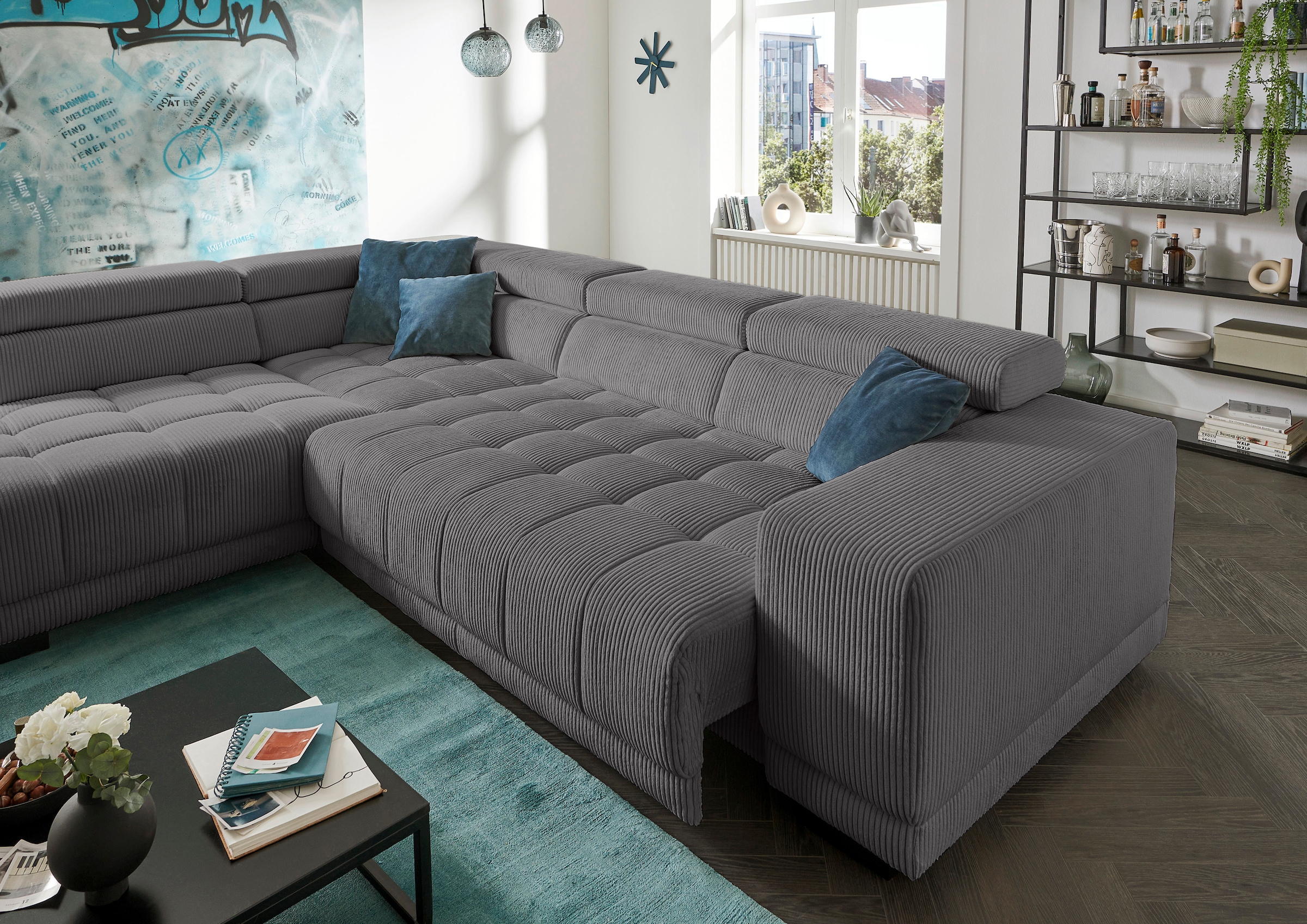 Die PlanBar Ecksofa »MP-IN15053 L-Form«, wahlweise mit Kopfteilverstellung und manueller Vorziehbank