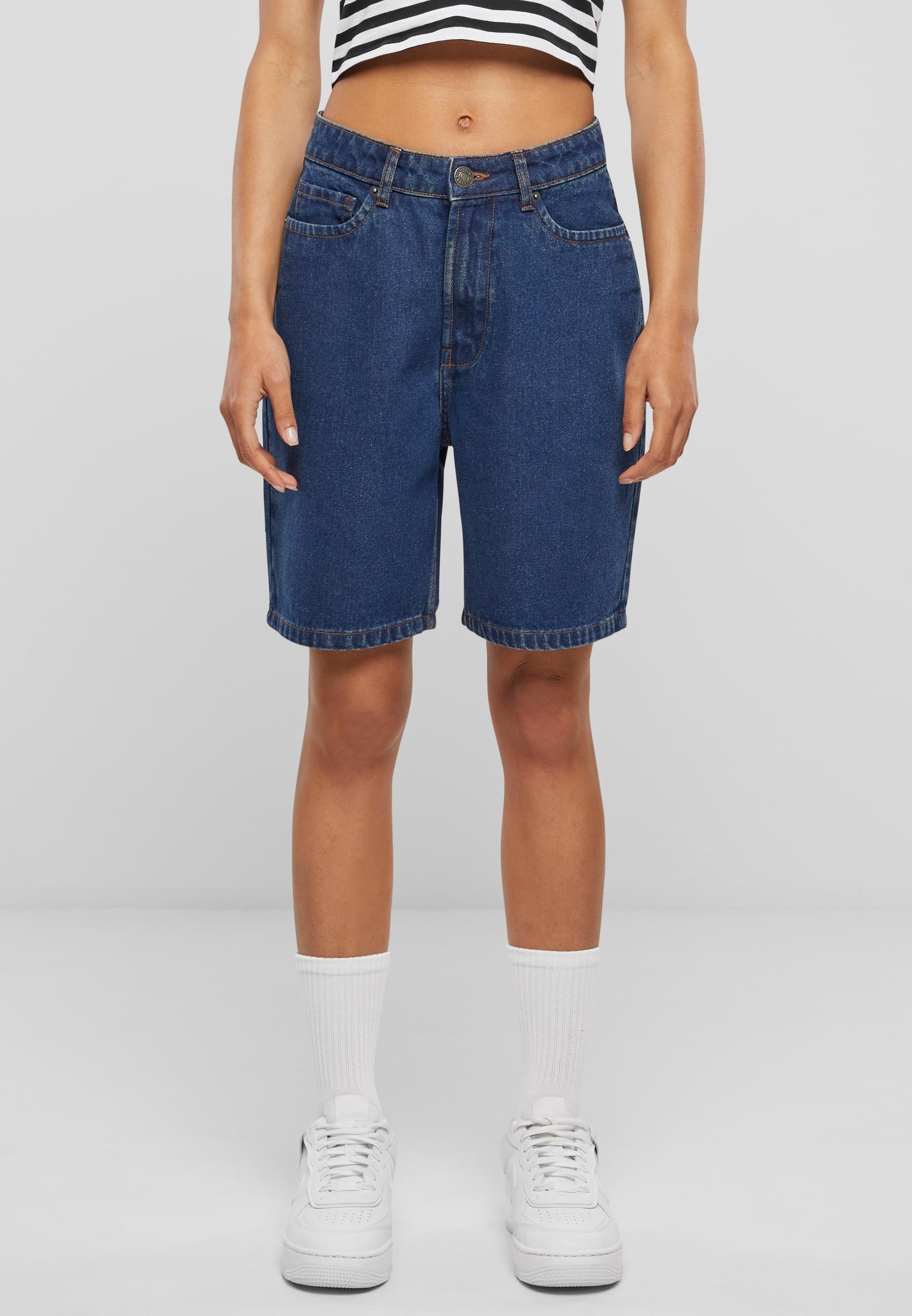 URBAN CLASSICS Shorts »Urban Classics Damen Ladies 90‘s Bermuda«, (1 tlg.)