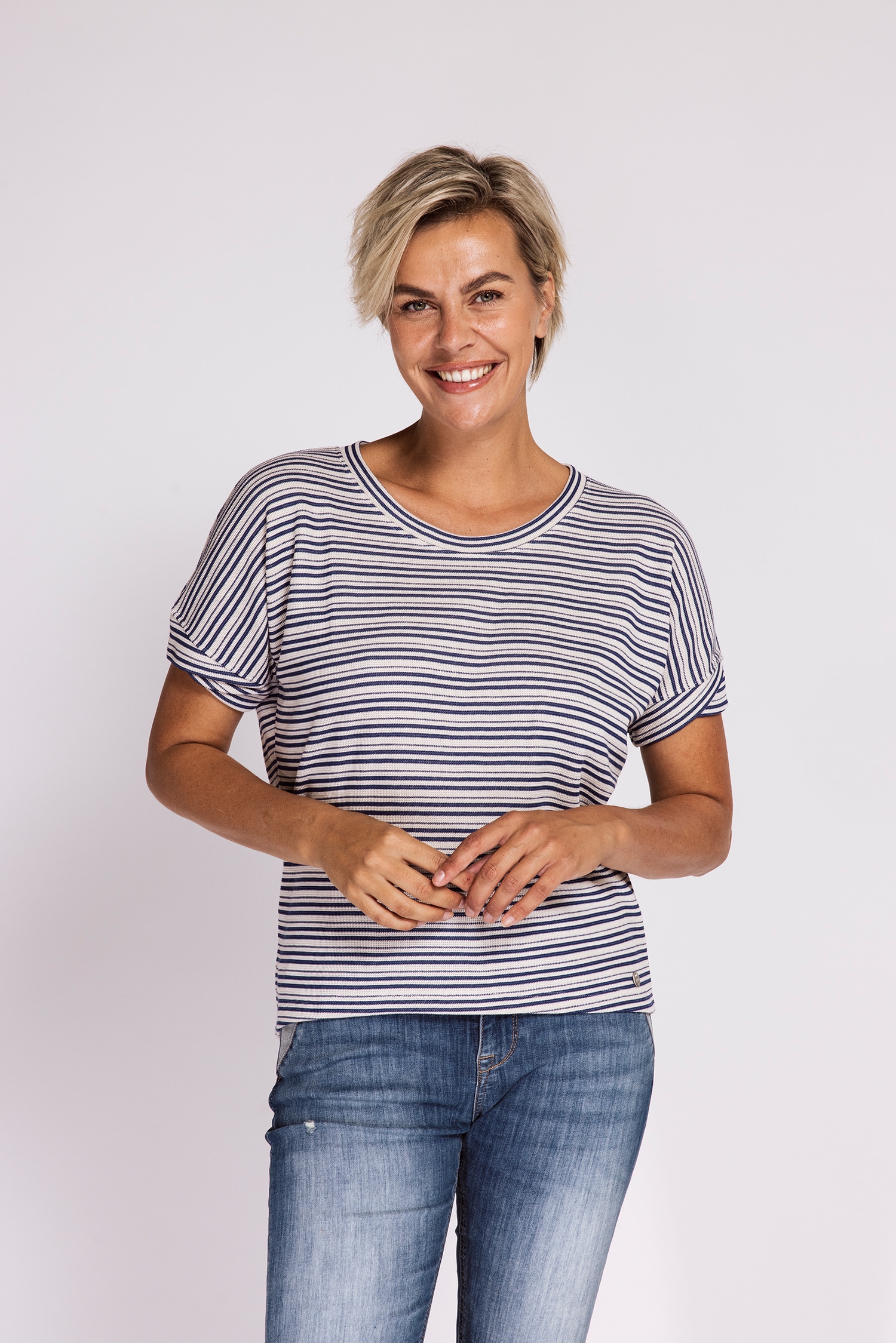 Zhrill Rundhalsshirt »RAHEL« Regular Fit, Kurzarm-Design, vorgewaschene Optik
