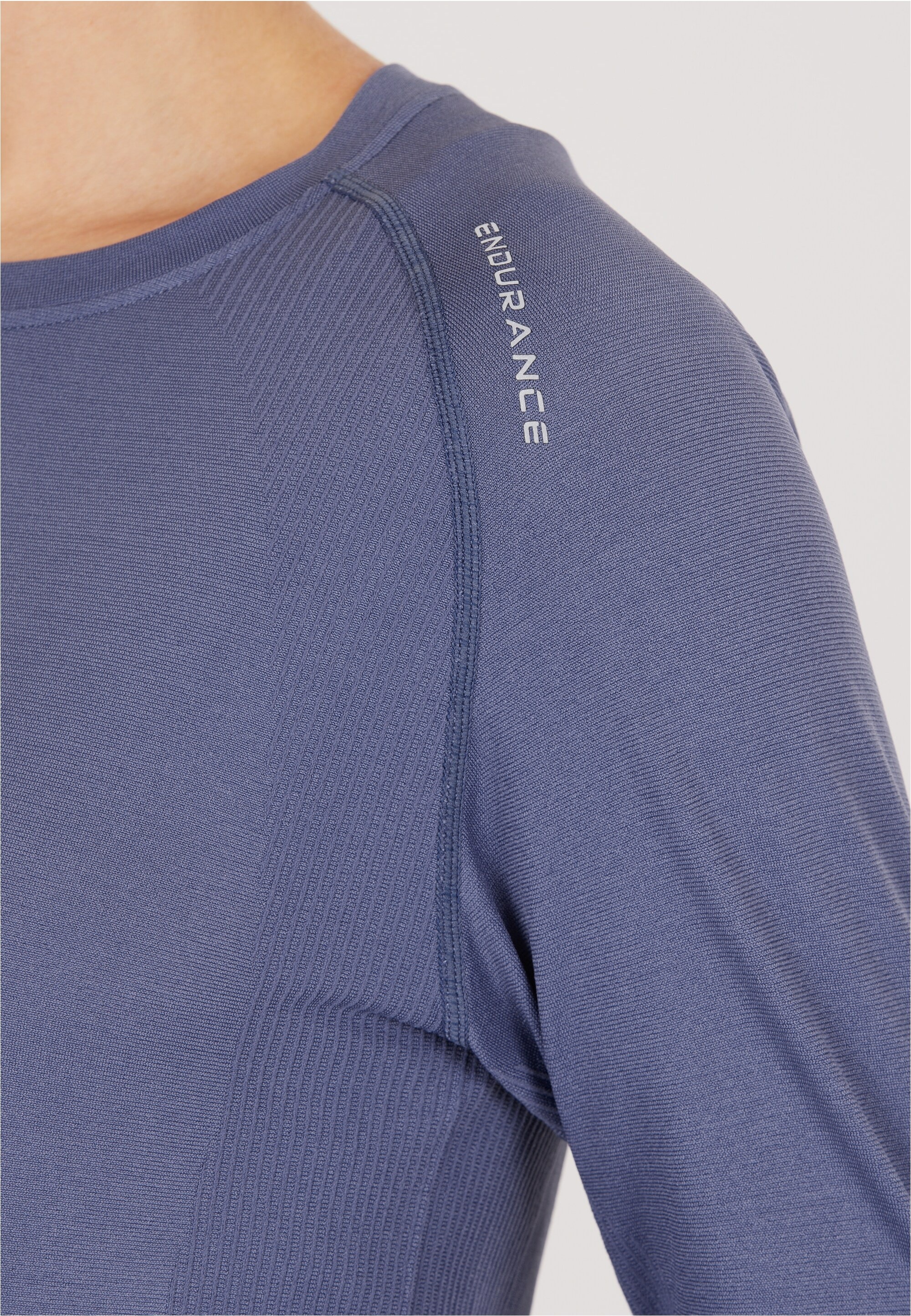ENDURANCE Funktionsshirt »Halen«, im nahtlosen Design