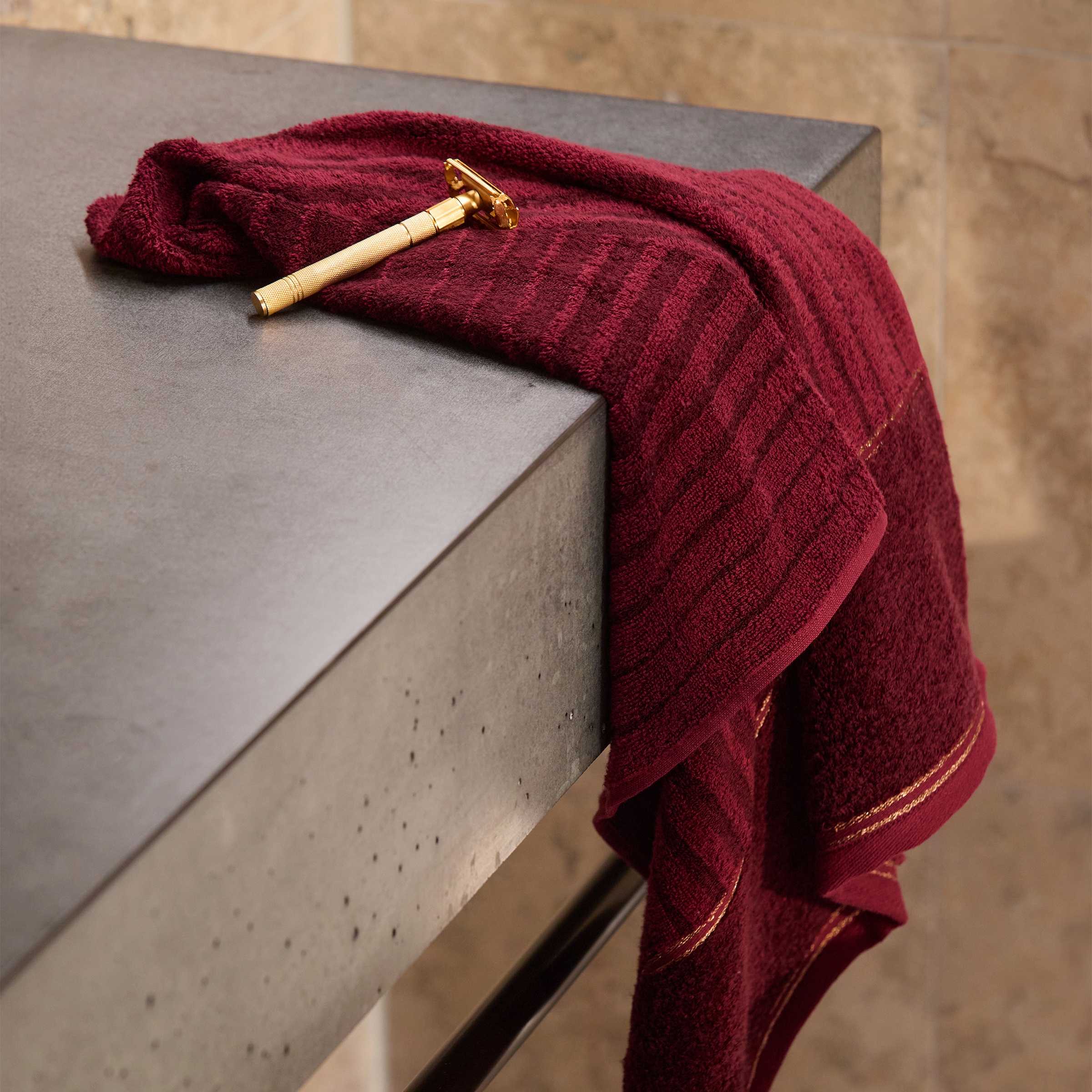 Möve Handtuch »Vibrant Opulence Ombre« aus Baumwolle und Lyocell gefertigt