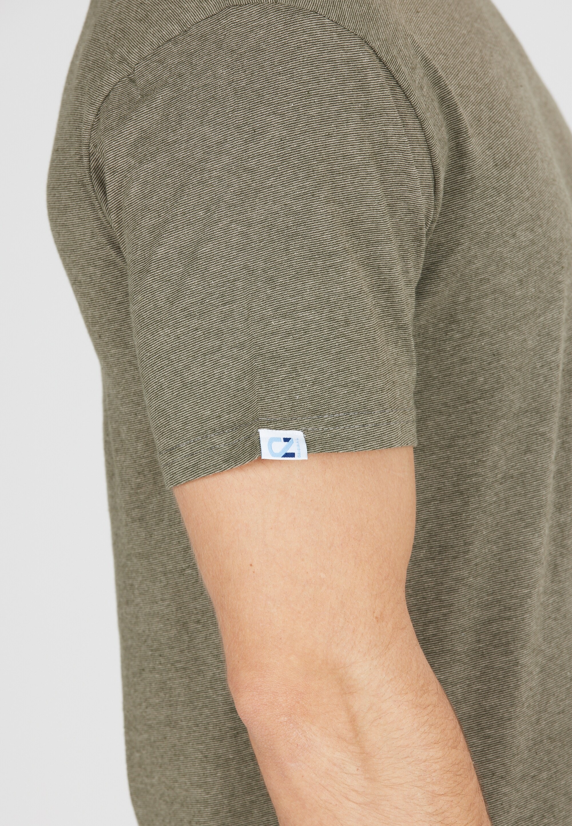 CRUZ Funktionsshirt »Hamill«, in schlichtem Design