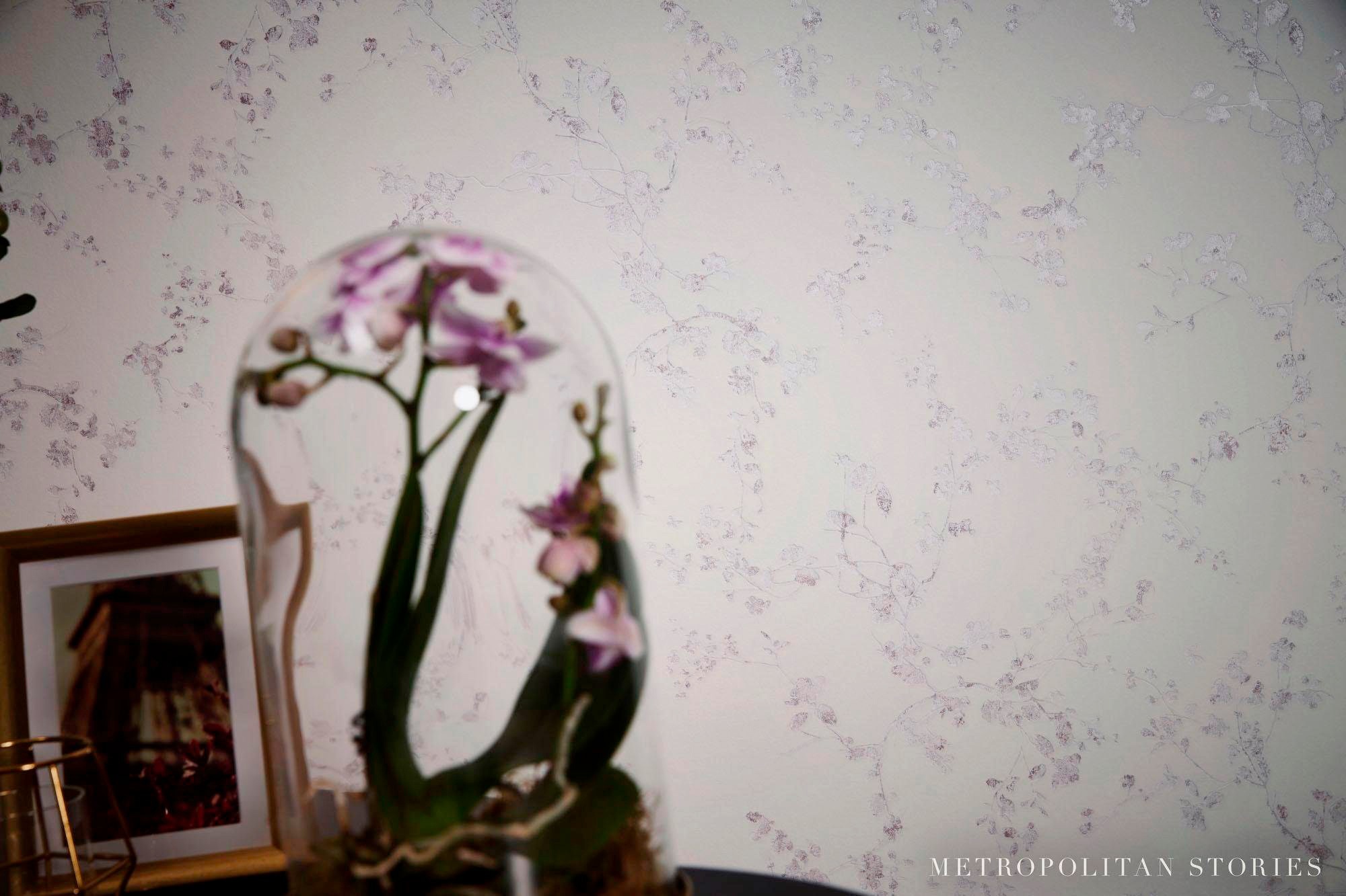 living walls Vliestapete »Metropolitan Stories Lola Paris«, Wald-natürlich-floral, Modern Tapete Floral Tapeten Wohnzimmer Schlafzimmer Küche Flur Design