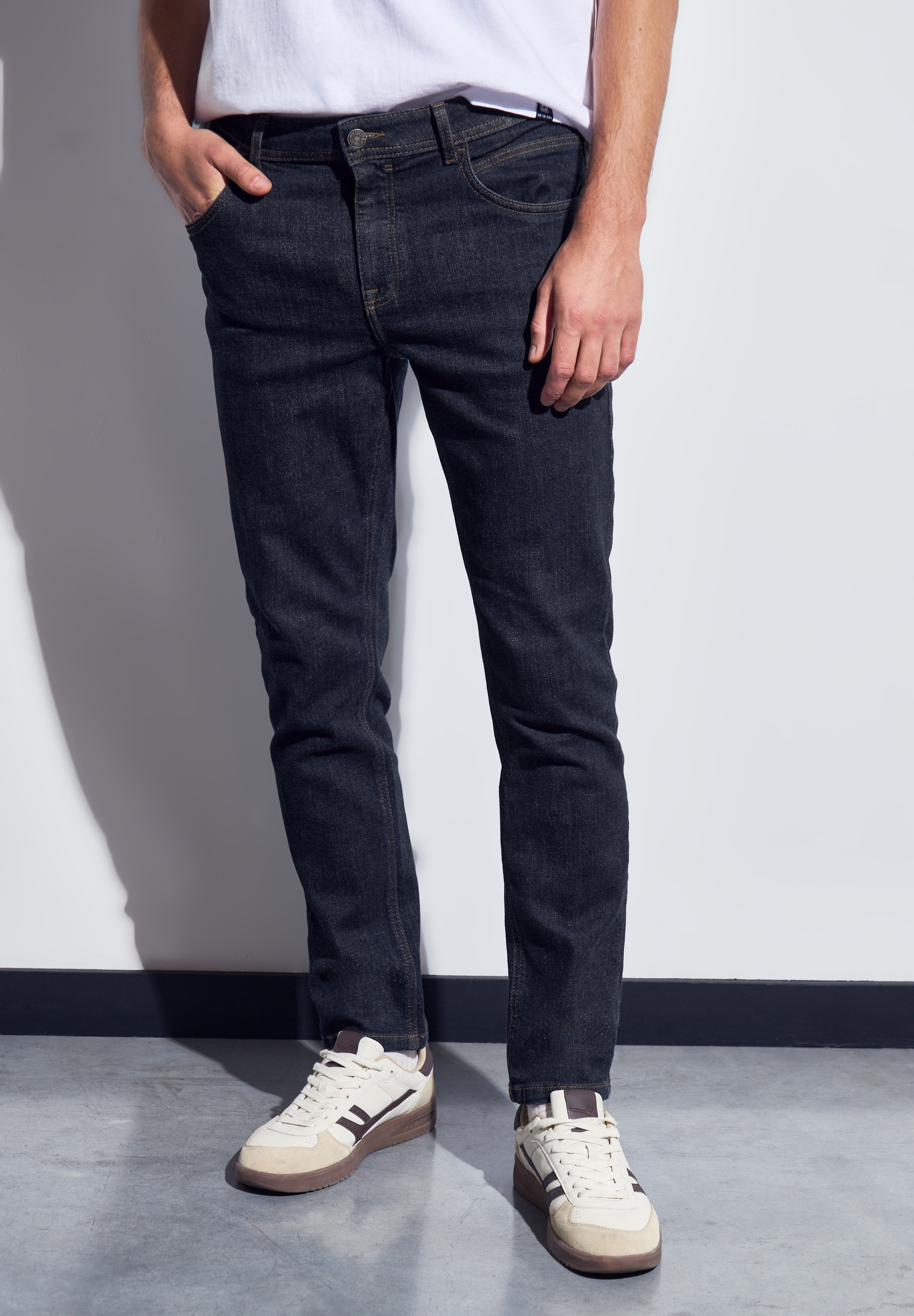 STREET ONE MEN Regular-fit-Jeans, aus Baumwolle mit Stretchanteil