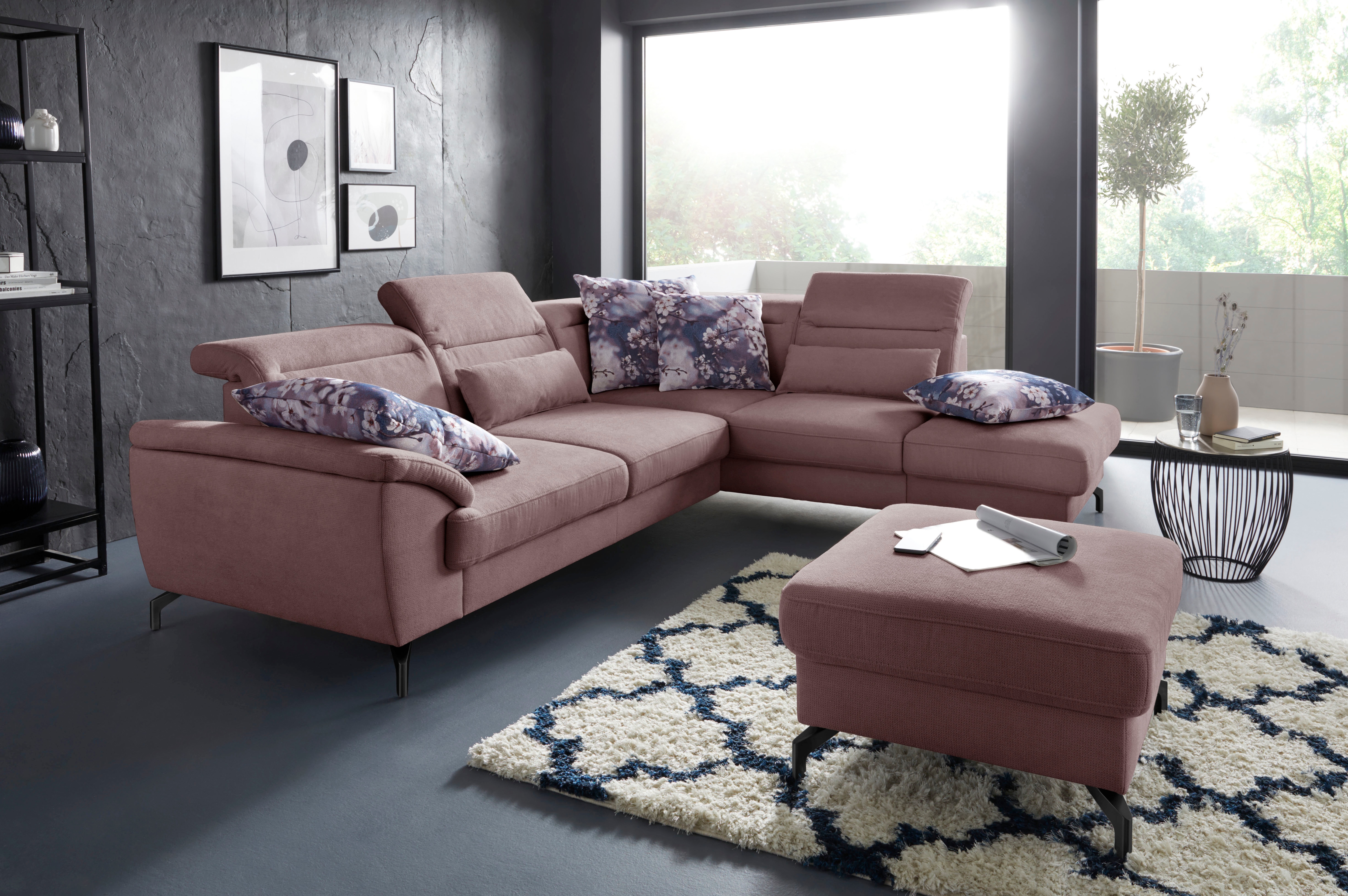 sit&more Ecksofa "Percy L-Form" 12 cm Fußhöhe, Sitztiefenverstellung, wahlweise in 2 Fußfarben