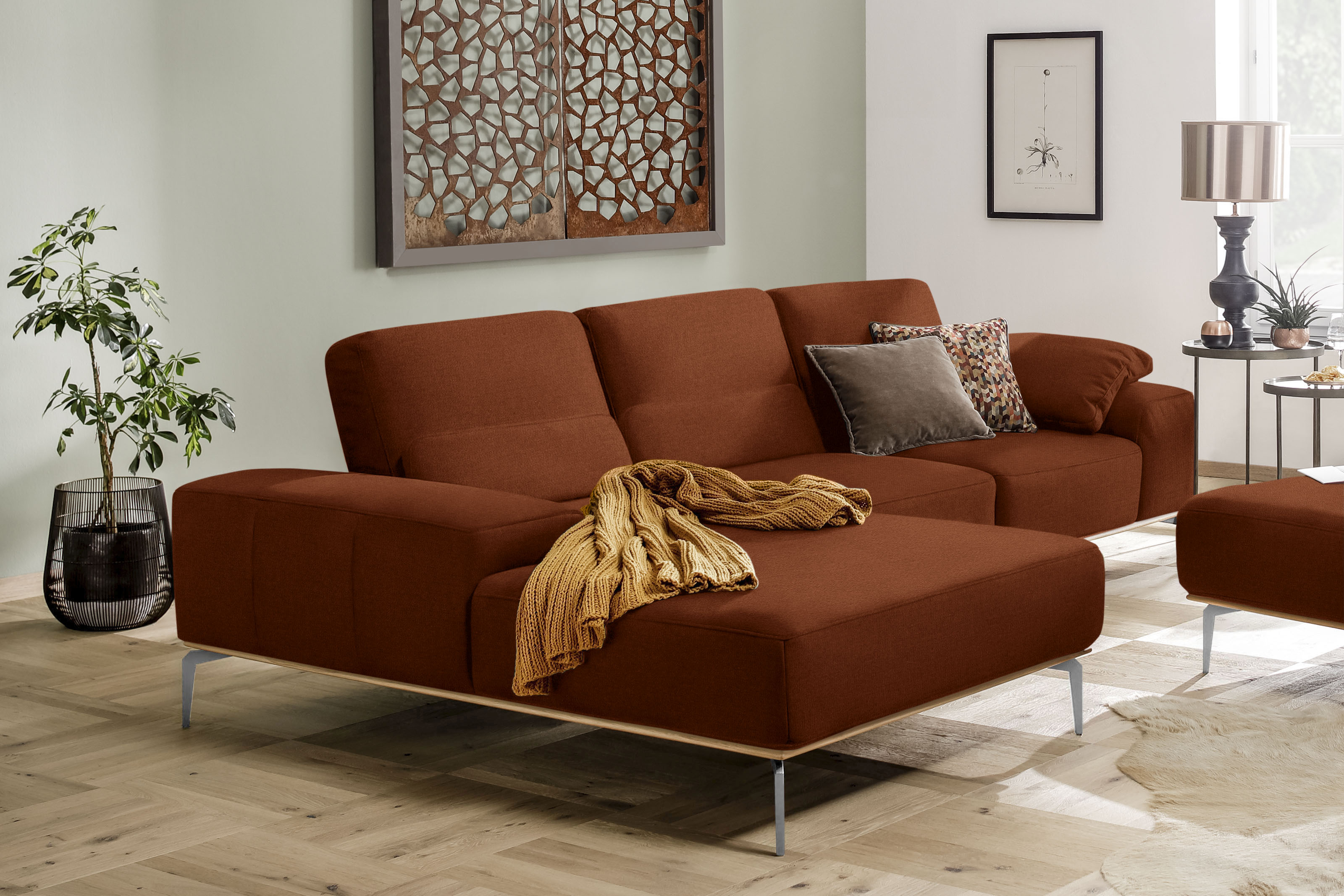 W.SCHILLIG Ecksofa "run, Designsofa, bequem, L-Form" mit elegantem Holzsockel, Füße in Chrom glänzend, Breite 299 cm