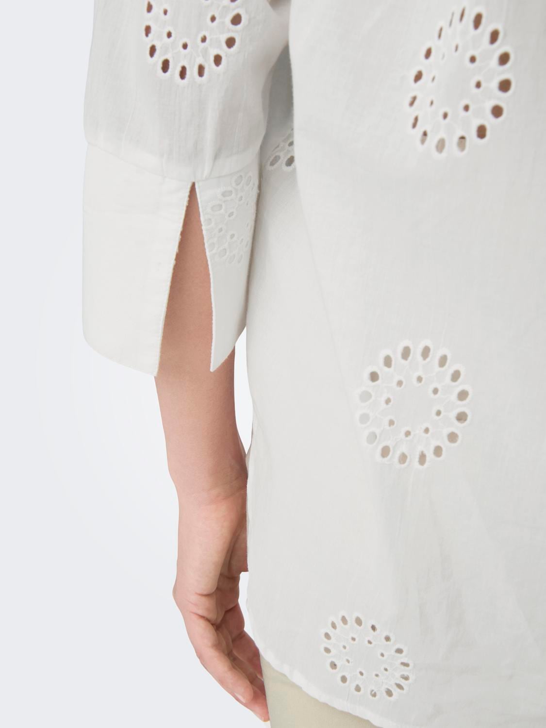 JDY Hemdbluse »JDYTALLIE 3/4 LONG SHIRT WVN NOOS«, mit Lochstickerei-Detail