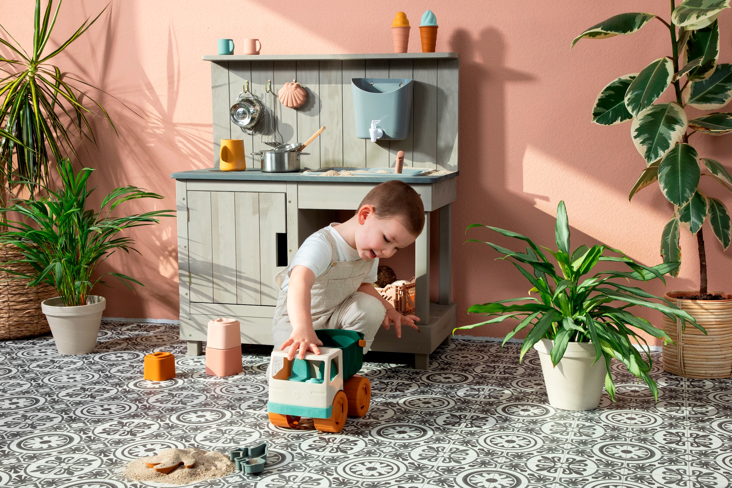 MUDDY BUDDY® Outdoor-Spielküche »Mud Expert, warmgrau«, FSC® - schützt Wald - weltweit