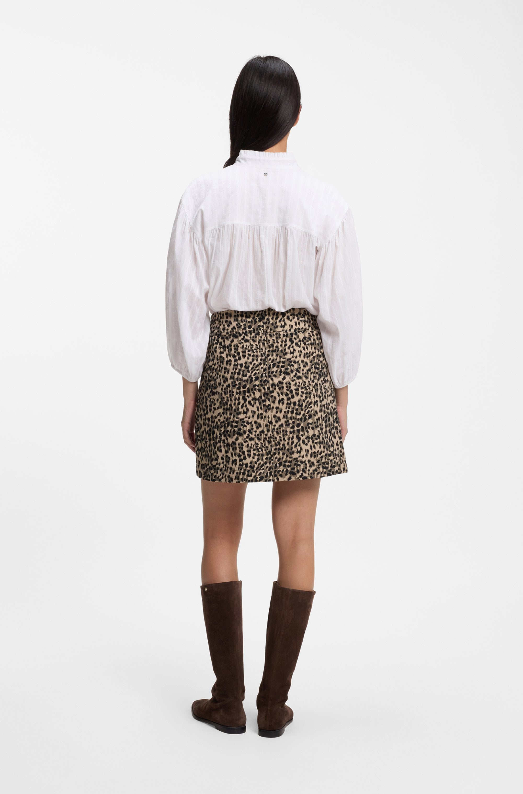 BOSS ORANGE Minirock »Vakily Premium Damenmode« aus elastischem Jacquardstoff mit Leopardenmuster
