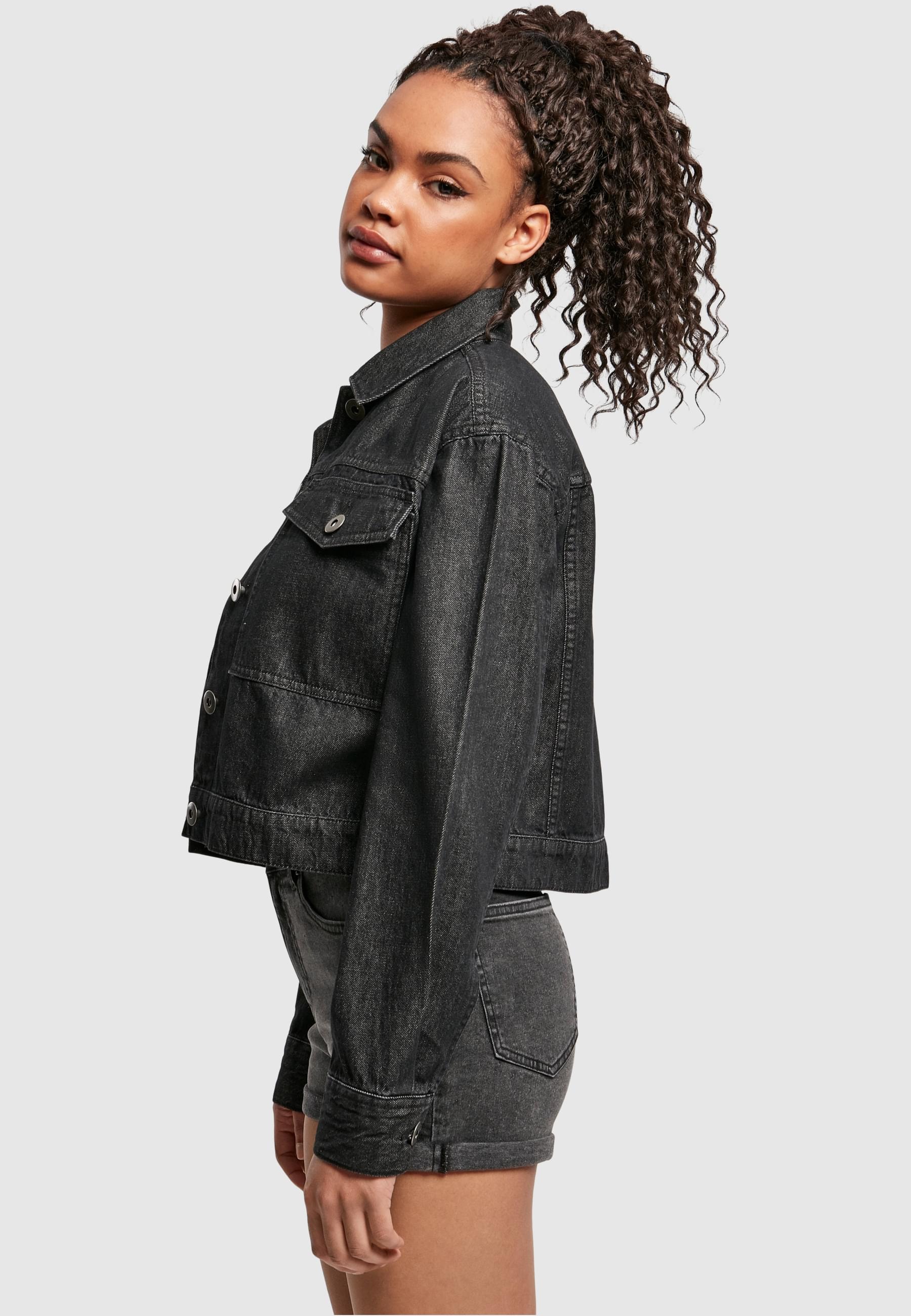 URBAN CLASSICS Allwetterjacke »Urban Classics Damen Ladies Short Oversized Denim Jacket«, (1 St.), ohne Kapuze