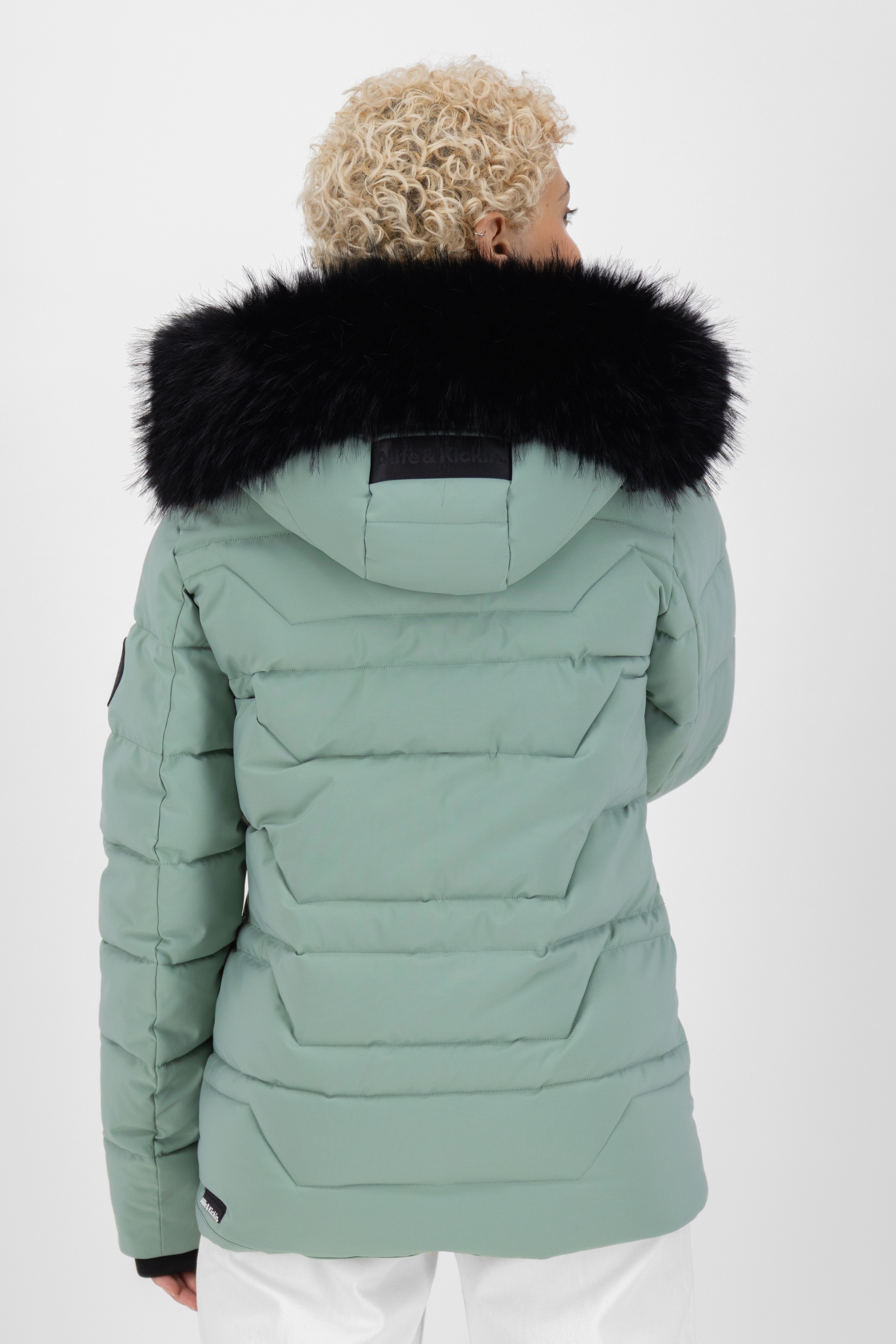 Alife & Kickin Winterjacke »Damen ZophiaAK A«, leicht taillierter Passform, Kapuze und Kunstfell sind abnehmbar
