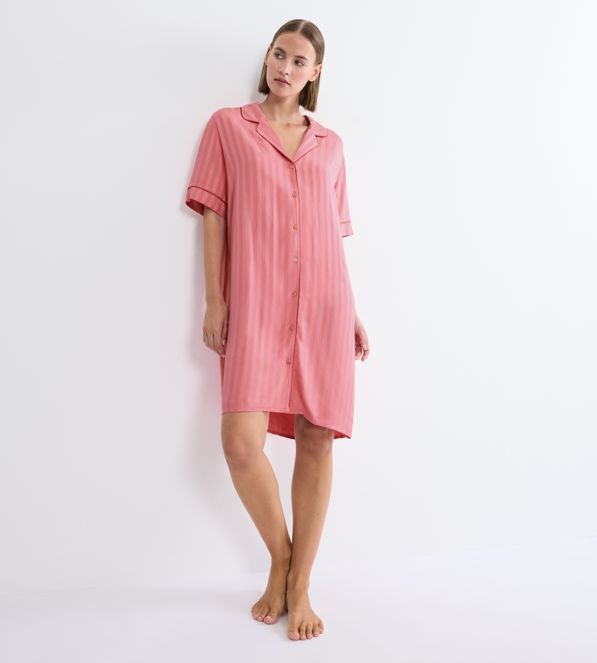 Triumph Nachthemd "Amourette Jacquard NDW SSL" elegant und weich günstig online kaufen