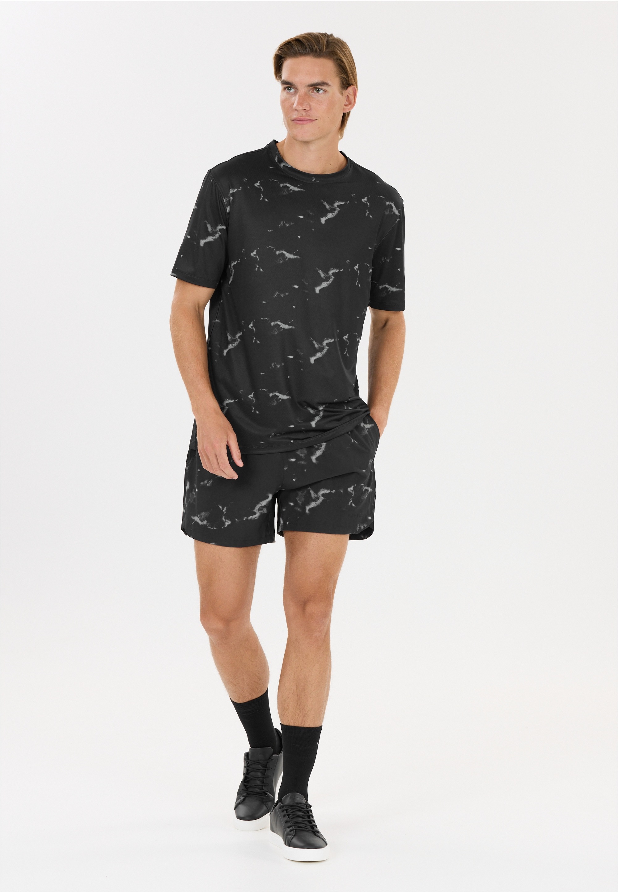 Virtus Shorts "Lavis" mit 4-Wege-Stretch günstig online kaufen