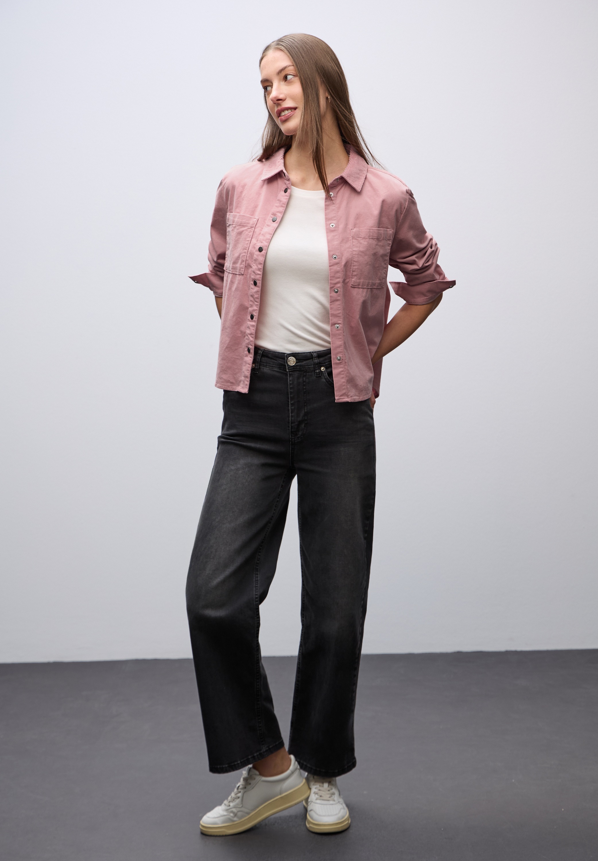 STREET ONE Langarmbluse mit Hemdkragen und breiter Cordstruktur