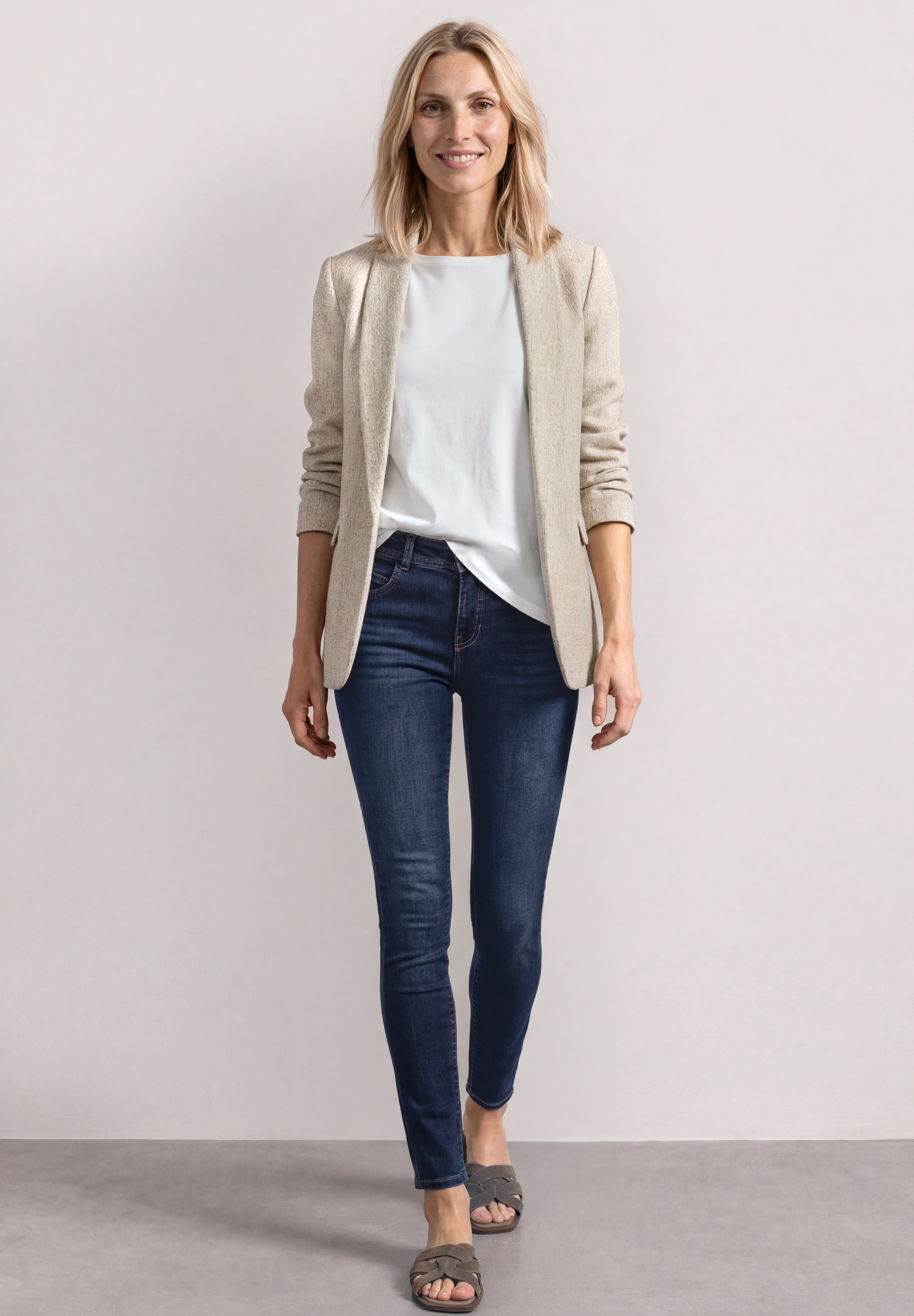 STREET ONE Comfort-fit-Jeans Middle Waist