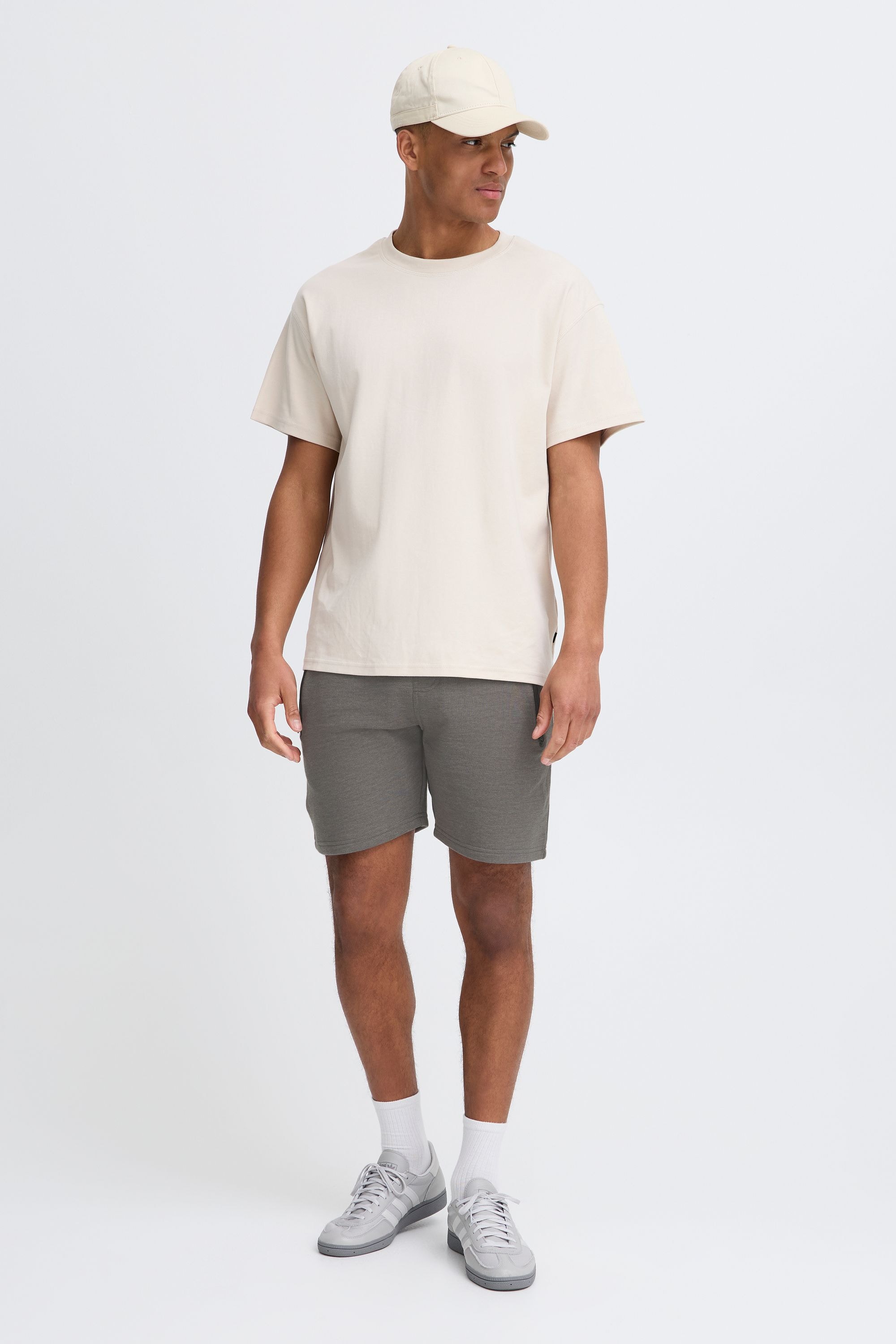 !Solid Sweatshorts »Sweatshorts SDTaras«