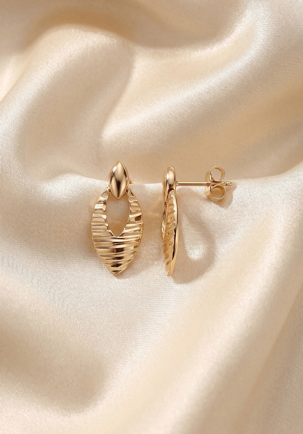 JOBO Paar Ohrstecker »Ohrringe oval 17 mm« 8 Karat 333 Gold