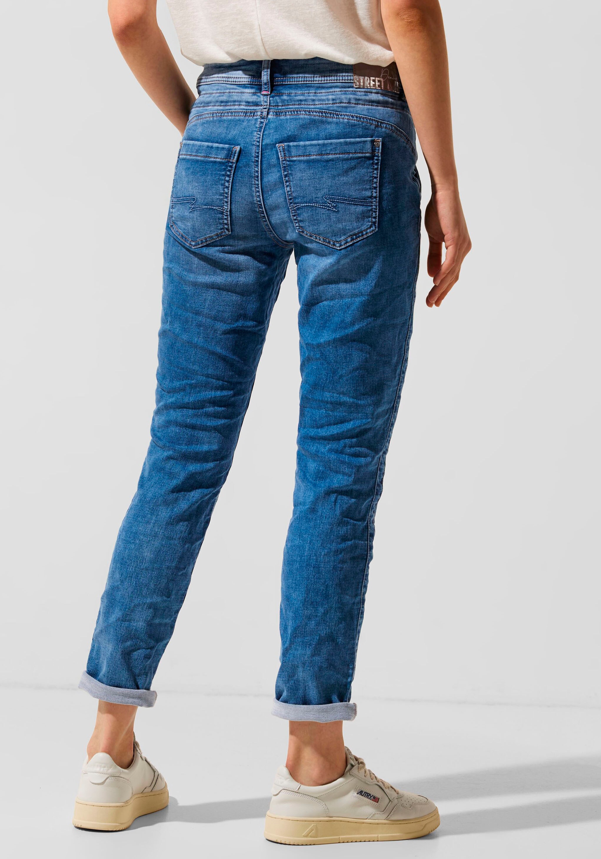 Slim-fit-Jeans, mit BAUR online Logobadge bestellen STREET | ONE