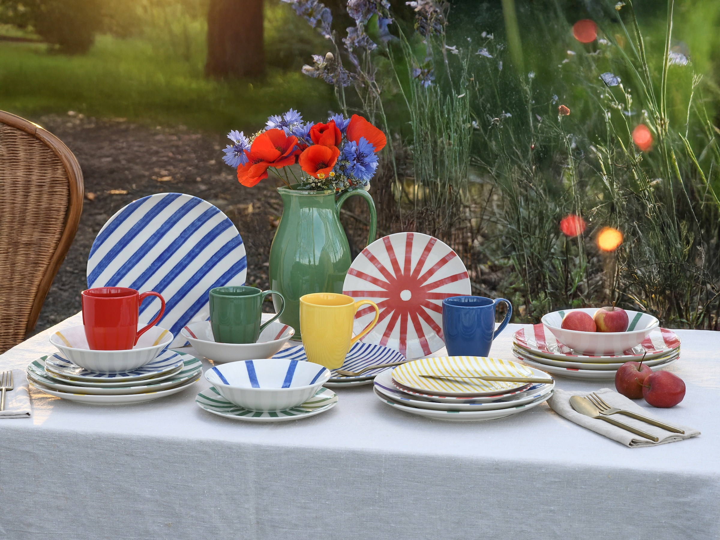 CreaTable Teller-Set »Mio Viva Bunt, Tellerset 12-tlg.« Handgemalte Optik, keramische Motive kombiniert mit Farbglasuren