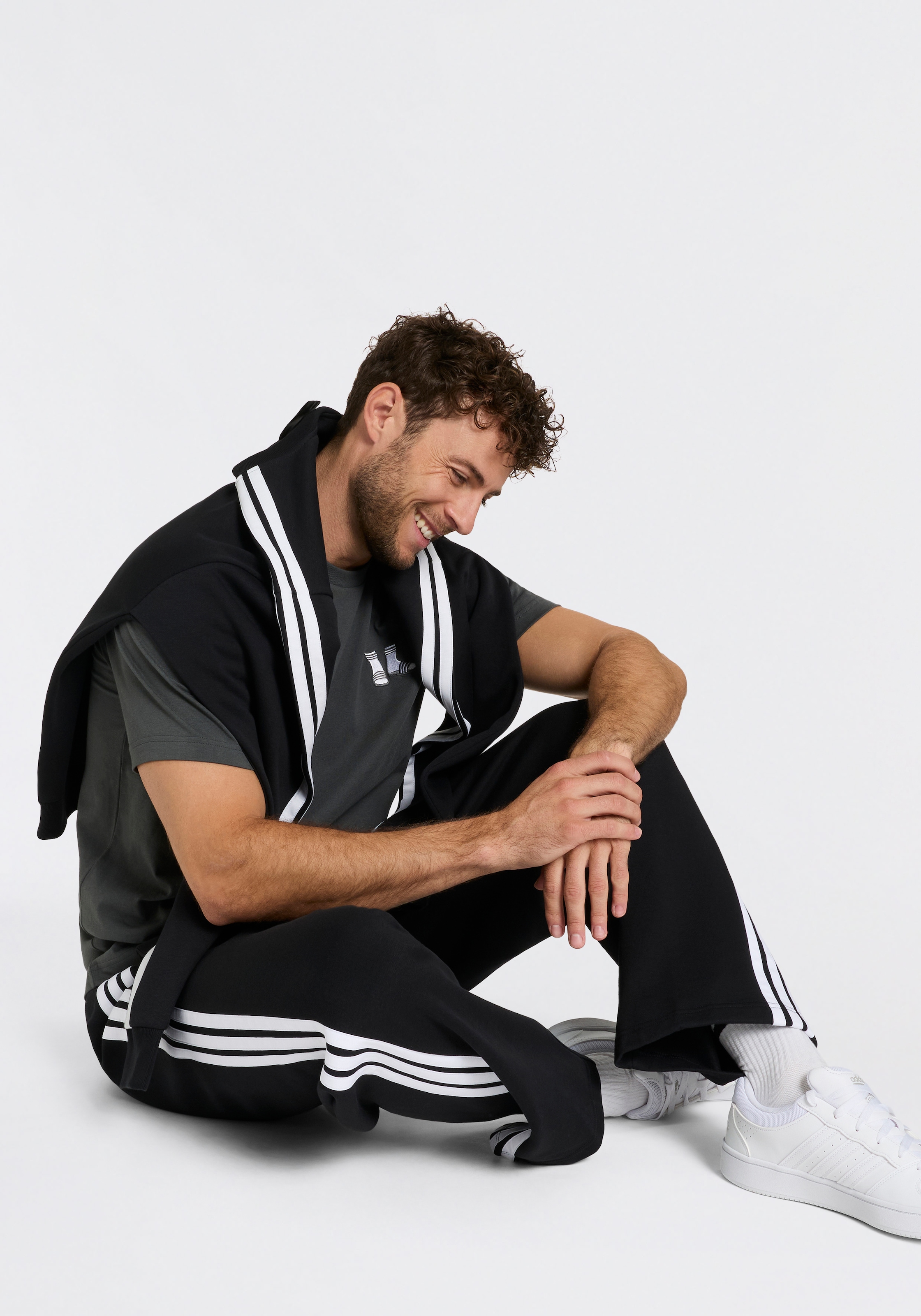 adidas Sportswear Sweatshirt »ESSENTIALS 3-STREIFEN, FLEECE«
