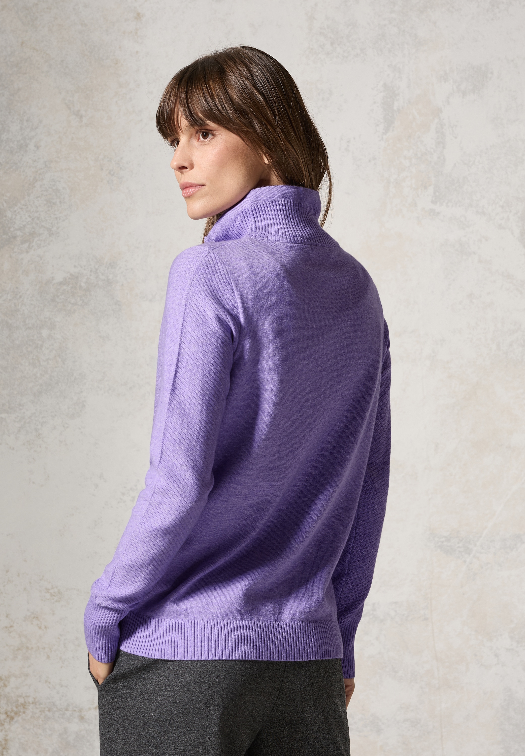 Cecil Cardigan, im angenehmen Materialmix