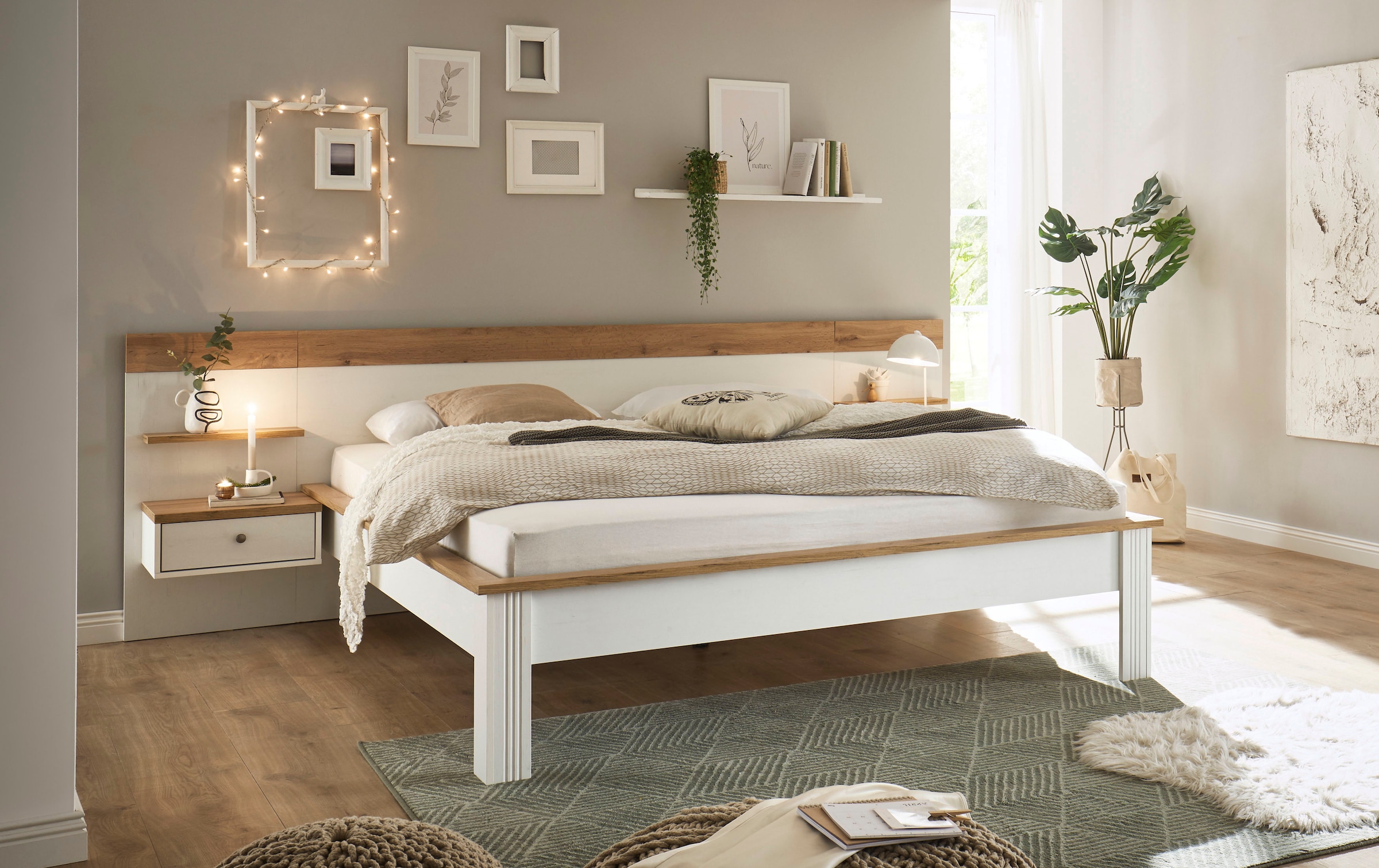 Home affaire Schlafzimmer-Set »Westminster«, Bett Liegefläche 180/200cm und 2 Wandpaneele