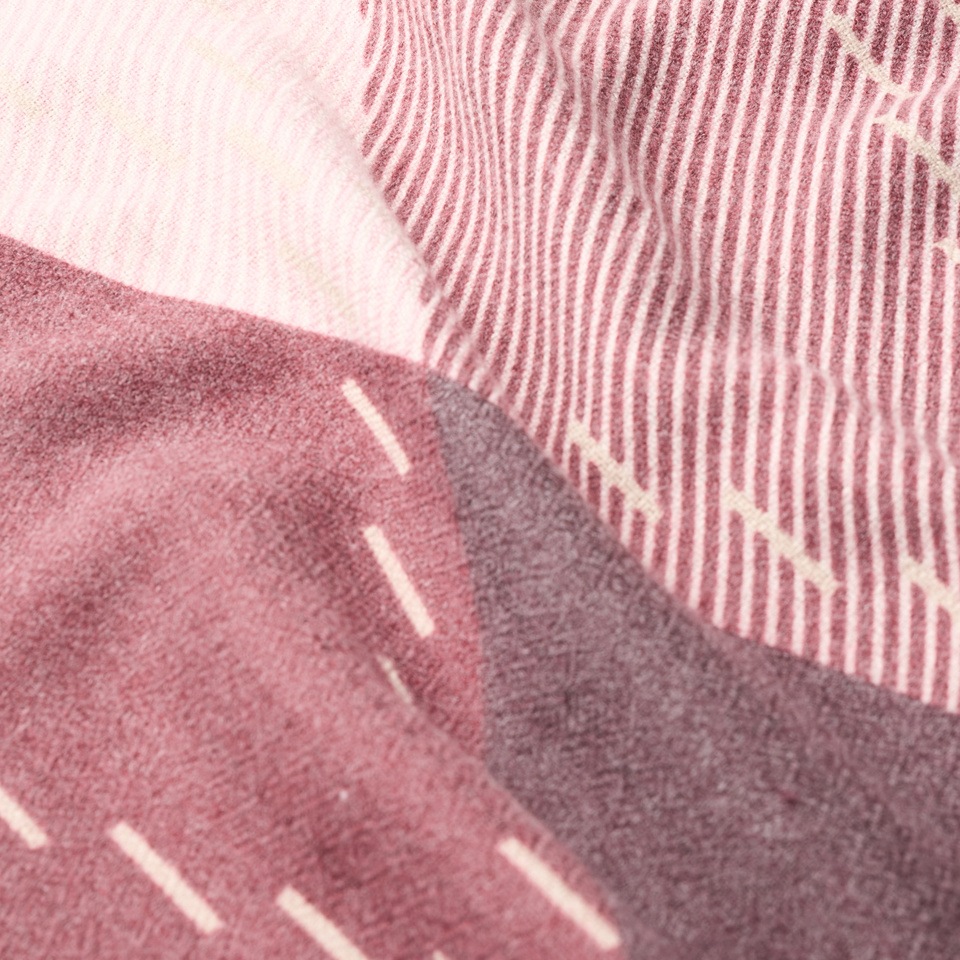 Cecil Loop aus softem Materialmix