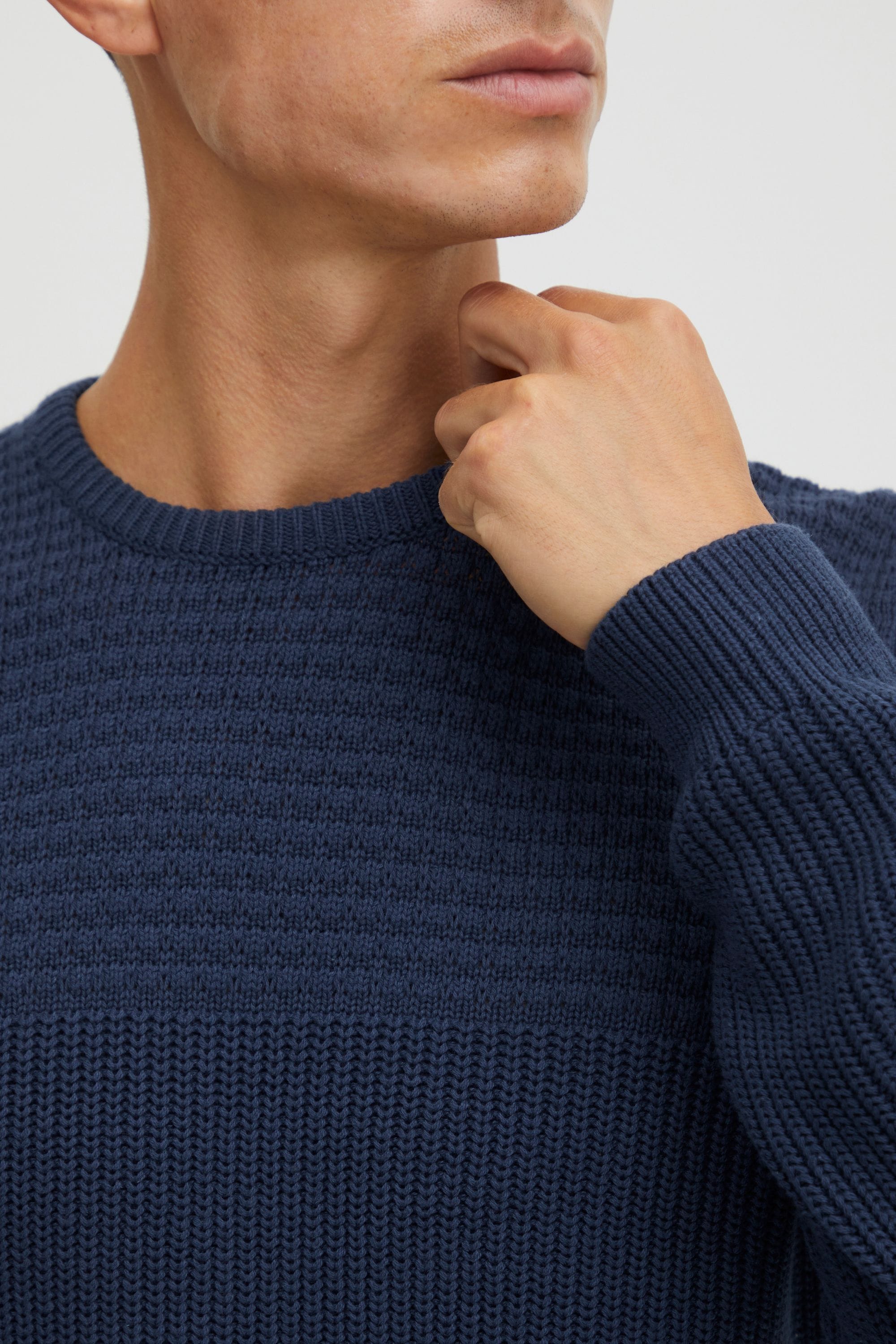 11 Project Strickpullover »11 Project PRAdamus«