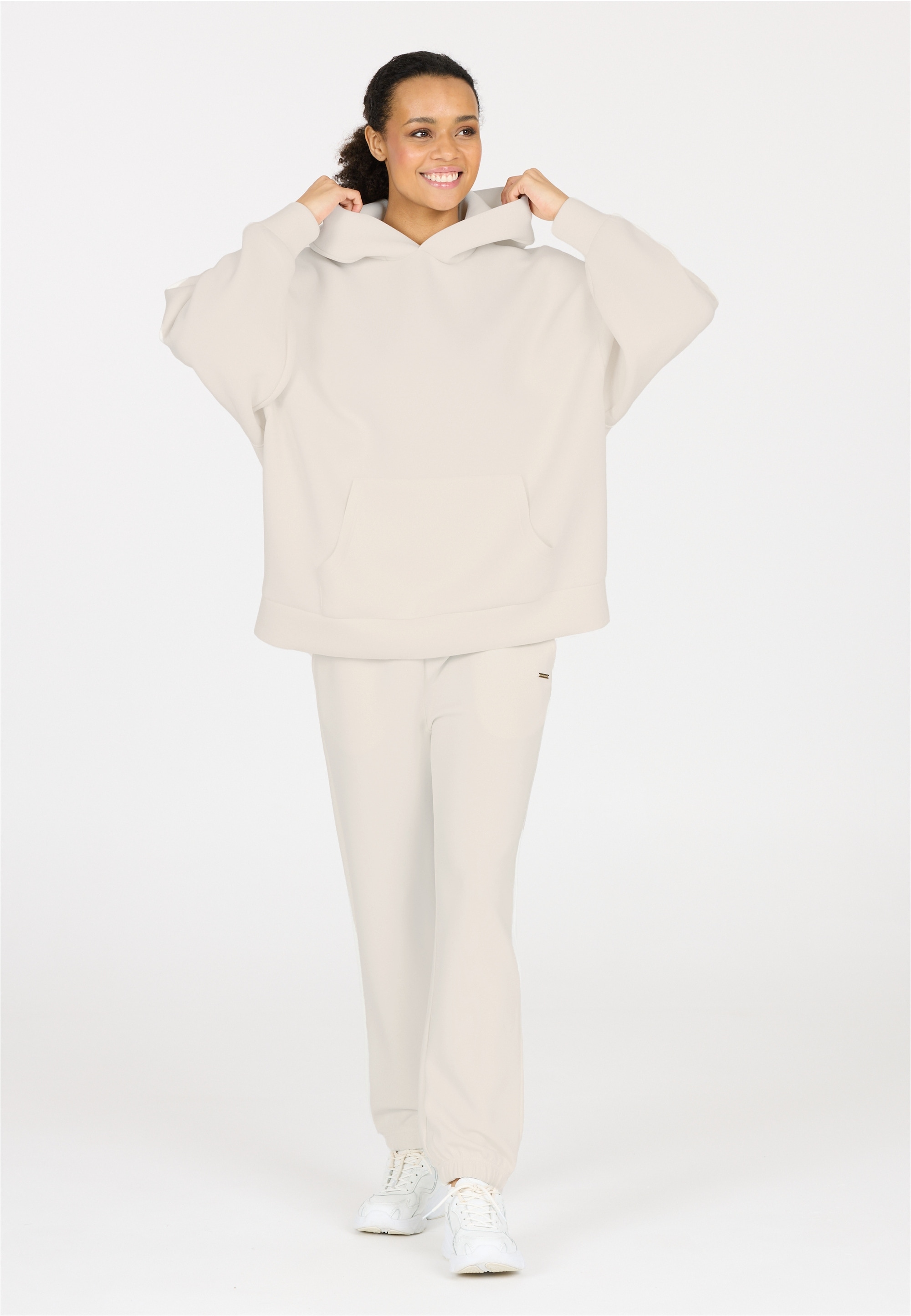 ATHLECIA Sweatshirt »Larisa«, im lockeren Schnitt