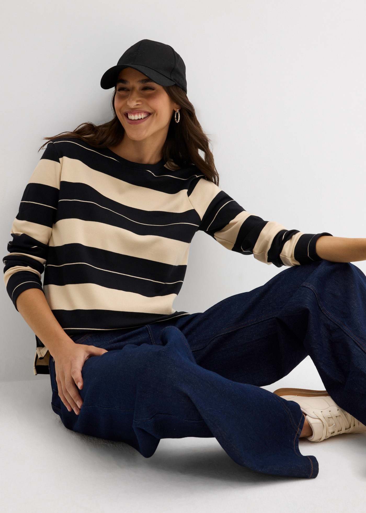 bonprix Langarmshirt in Streifenoptik, lässig geschnitten, aus Baumwolle, im Casual-Stil