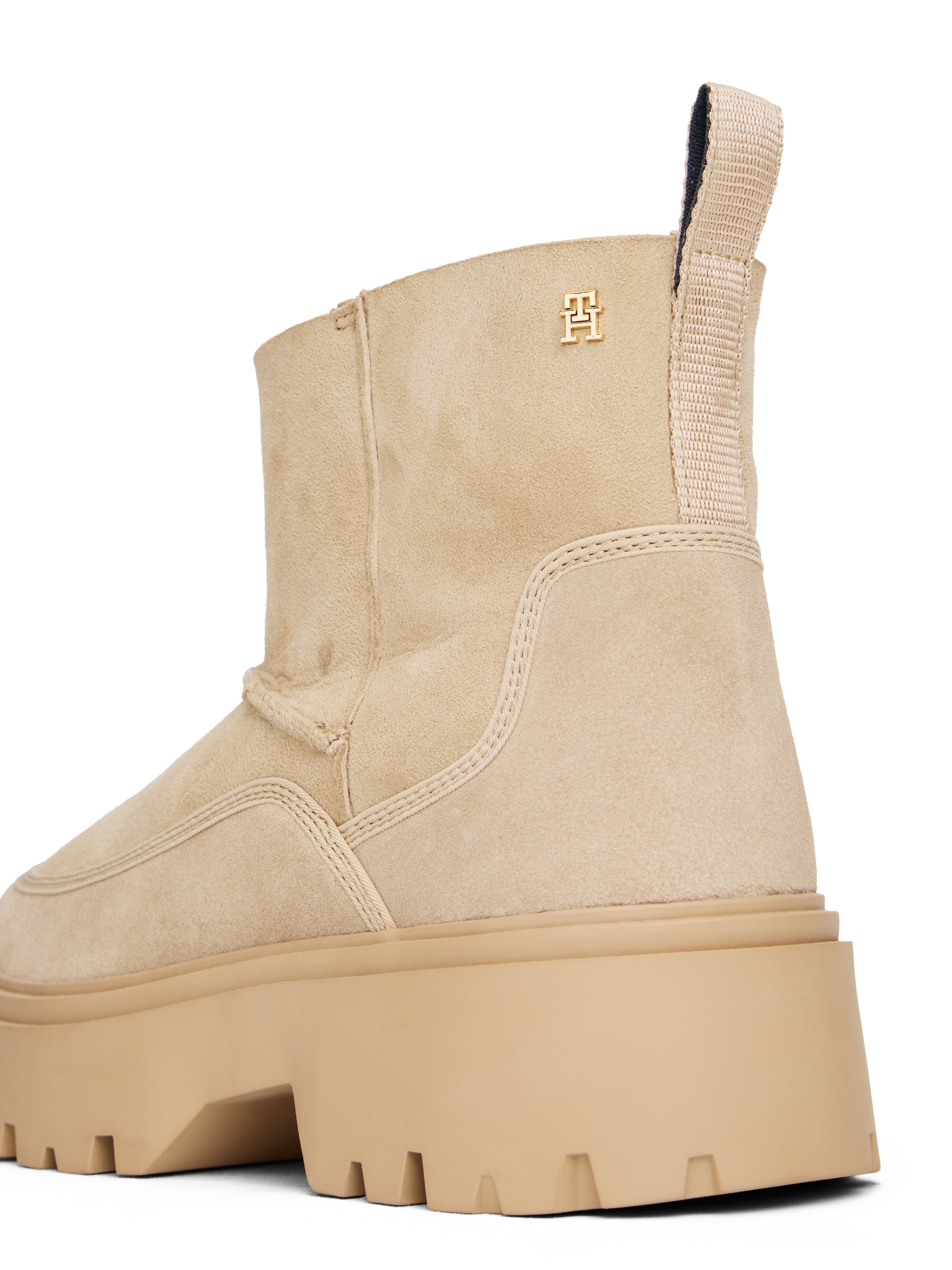 Tommy Hilfiger Winterboots »REAL SHEARLING PULLON SNOWBOOT«  Plateau, Schlupfboots mit abgesteppter Ziernaht