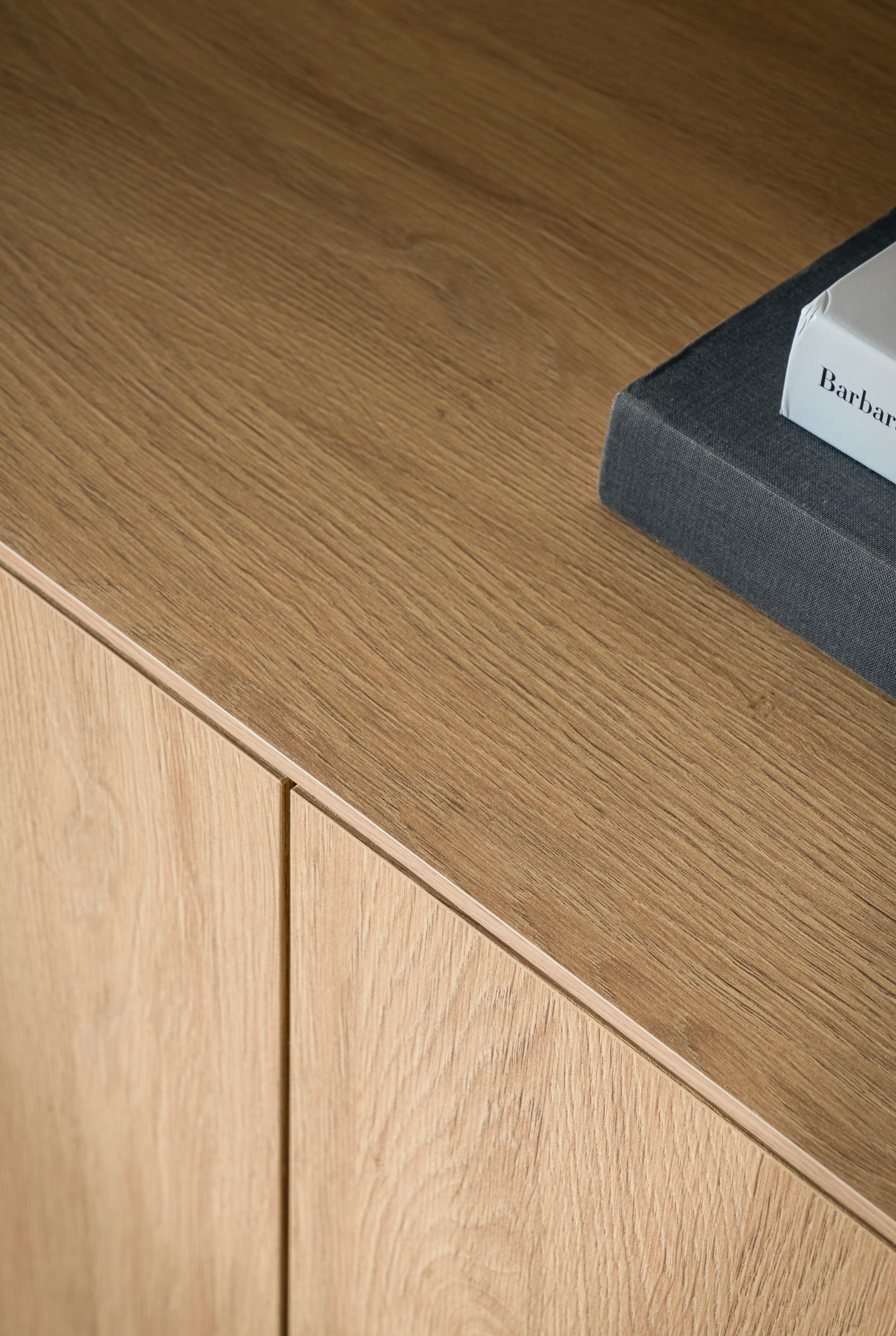 Home affaire Lowboard »Lund, moderner TV-Unterschrank, Kommode mit Kufengestell«, ausreichend Stauraum, vielseitig einsetzbar, 150 cm breit