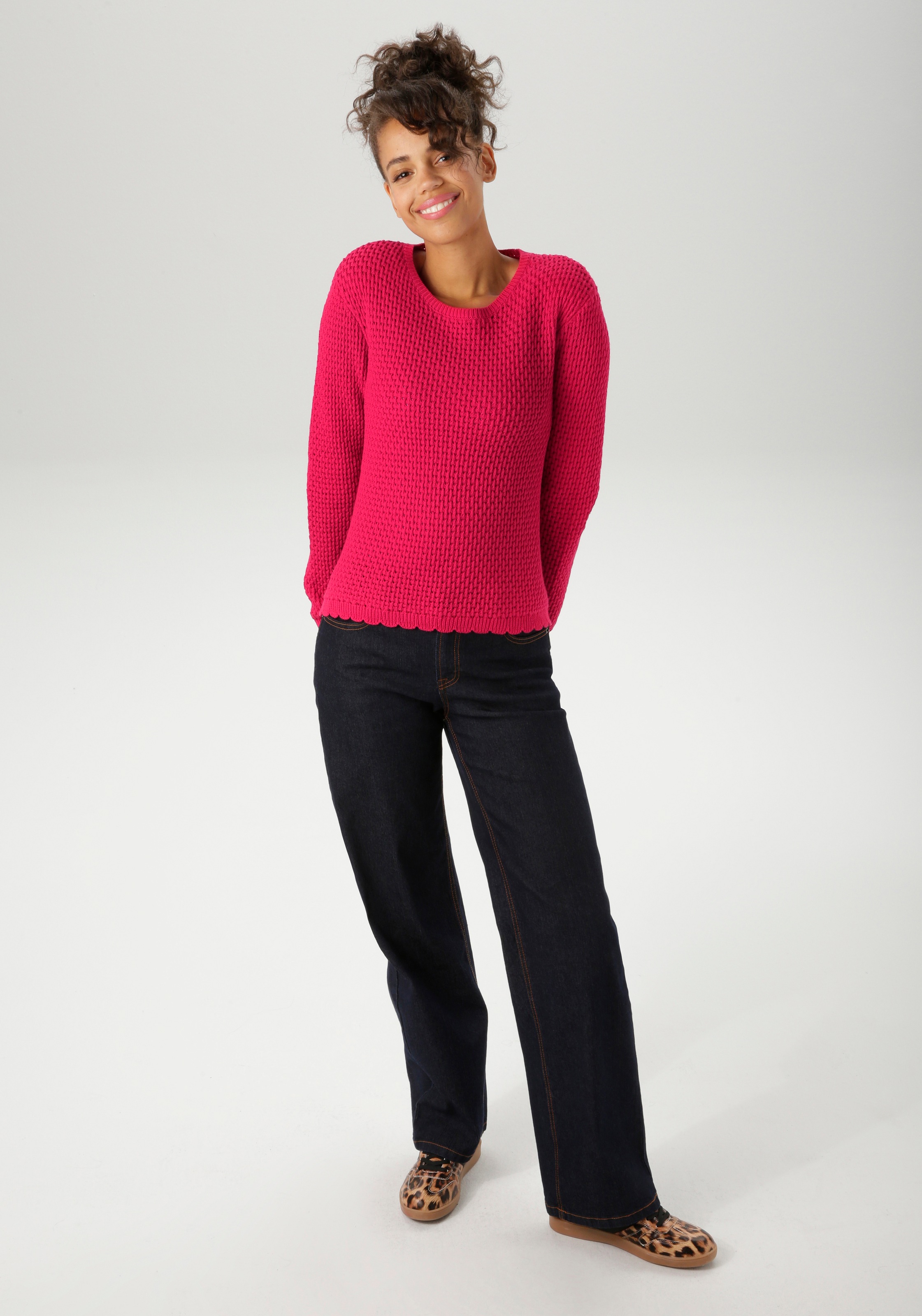 Aniston CASUAL Strickpullover, mit gewellten Bündchen am Saum und den langen Ärmeln - NEUE KOLLEKTION