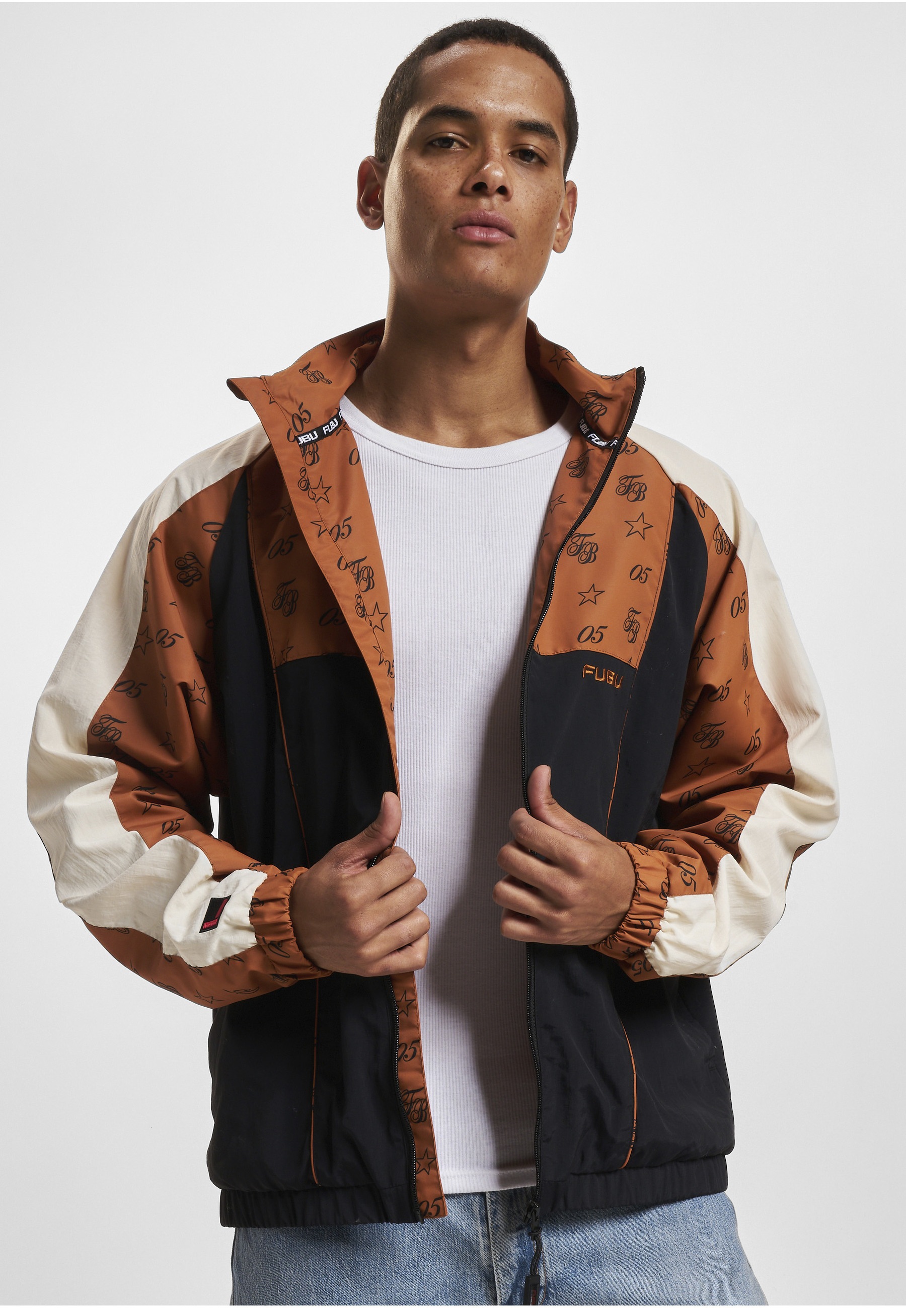 Fubu Trainingsjacke »Fubu Herren FM234-013-2 FUBU FB Initials Aop Block Track Jacket« 1 Stk. tlg. ohne Kapuze