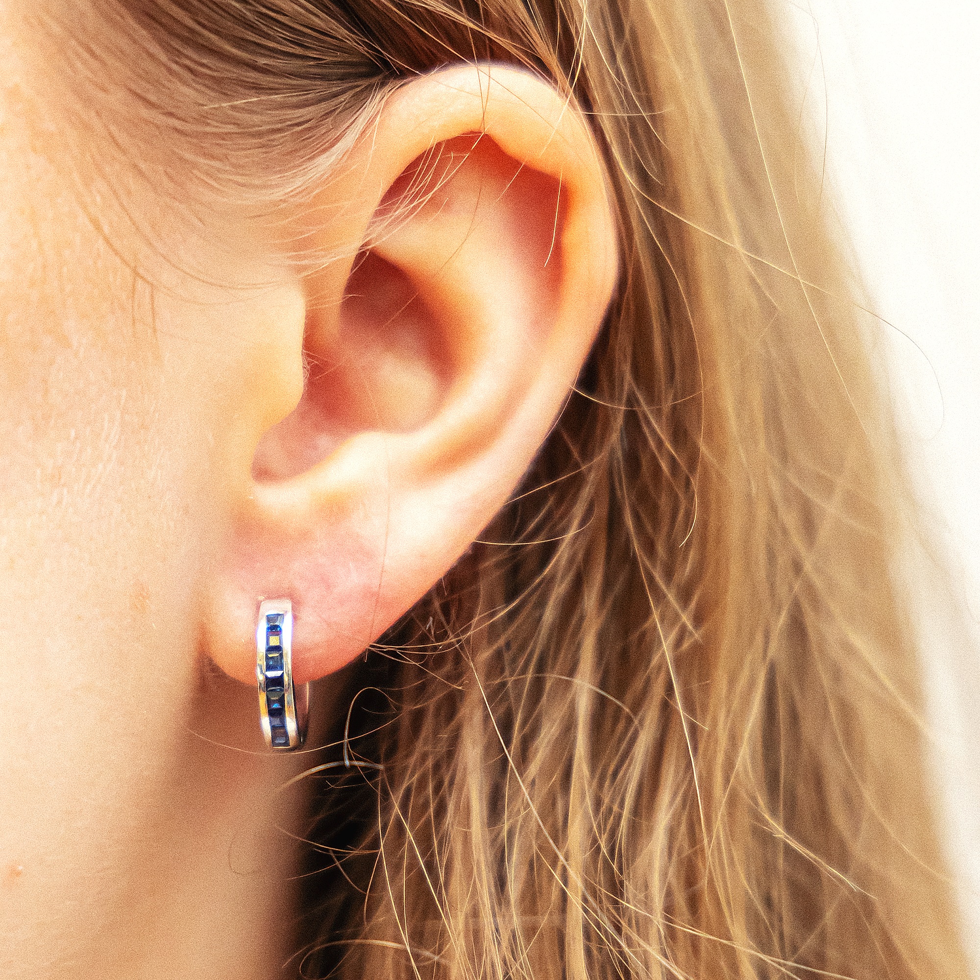 Fascination by Ellen K. Paar Creolen »Gold 585 Safir blau«
