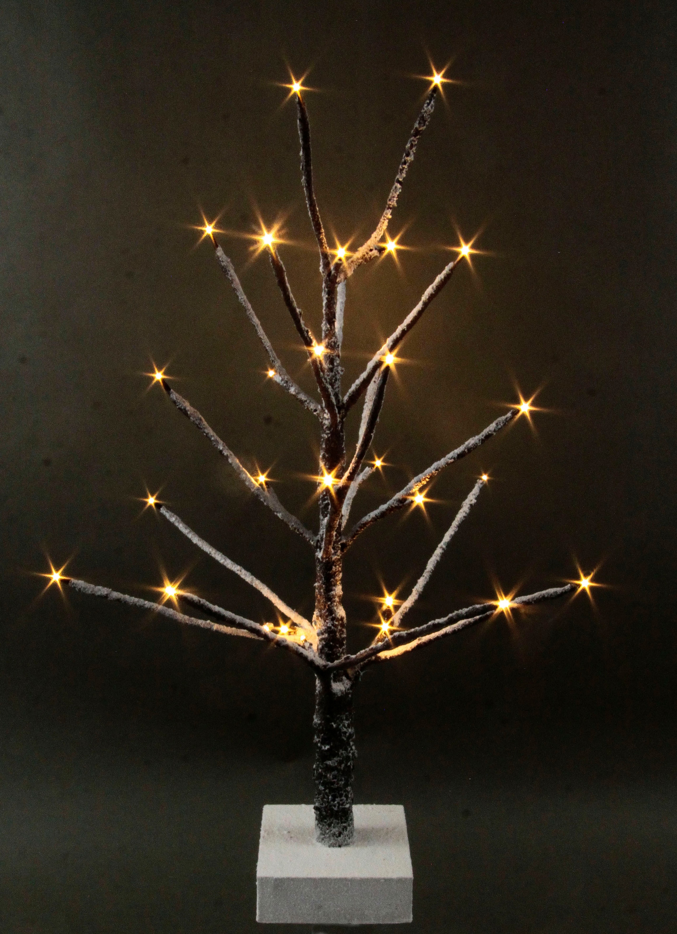 I.GE.A. LED Baum »Künstlicher Weihnachtsbaum, Weihnachtsdeko, Kunstbaum«,  Deko-Baum mit Kunstschnee und Beleuchtung auf Holzfuß, braun, 65 cm | BAUR