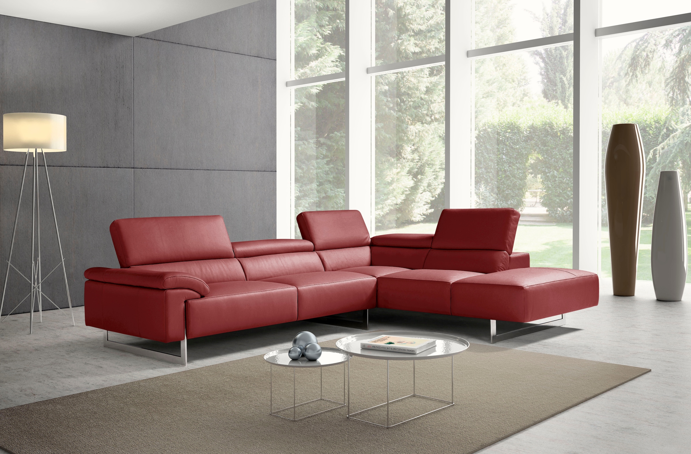 Egoitaliano Ecksofa "Malika, elegant und bequem, Designsofa, L-Form" mit Ottomane, inkl. Kopfteilverstellung und chromfarbenen Metallfüßen