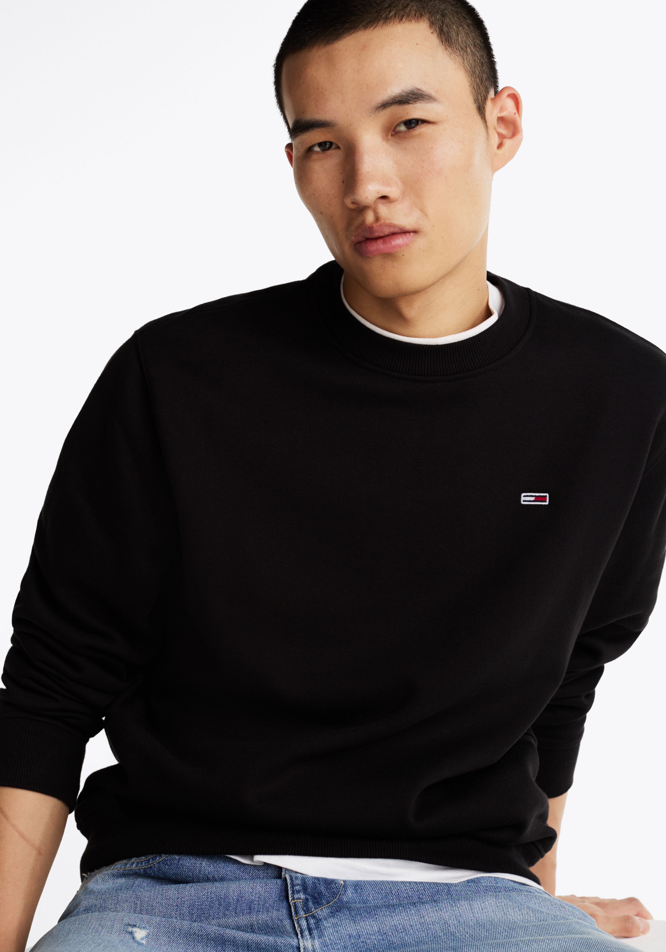 Tommy Jeans Sweatshirt "TJM REG S FLAG CREW", Mit besticktem Markenlogo auf günstig online kaufen